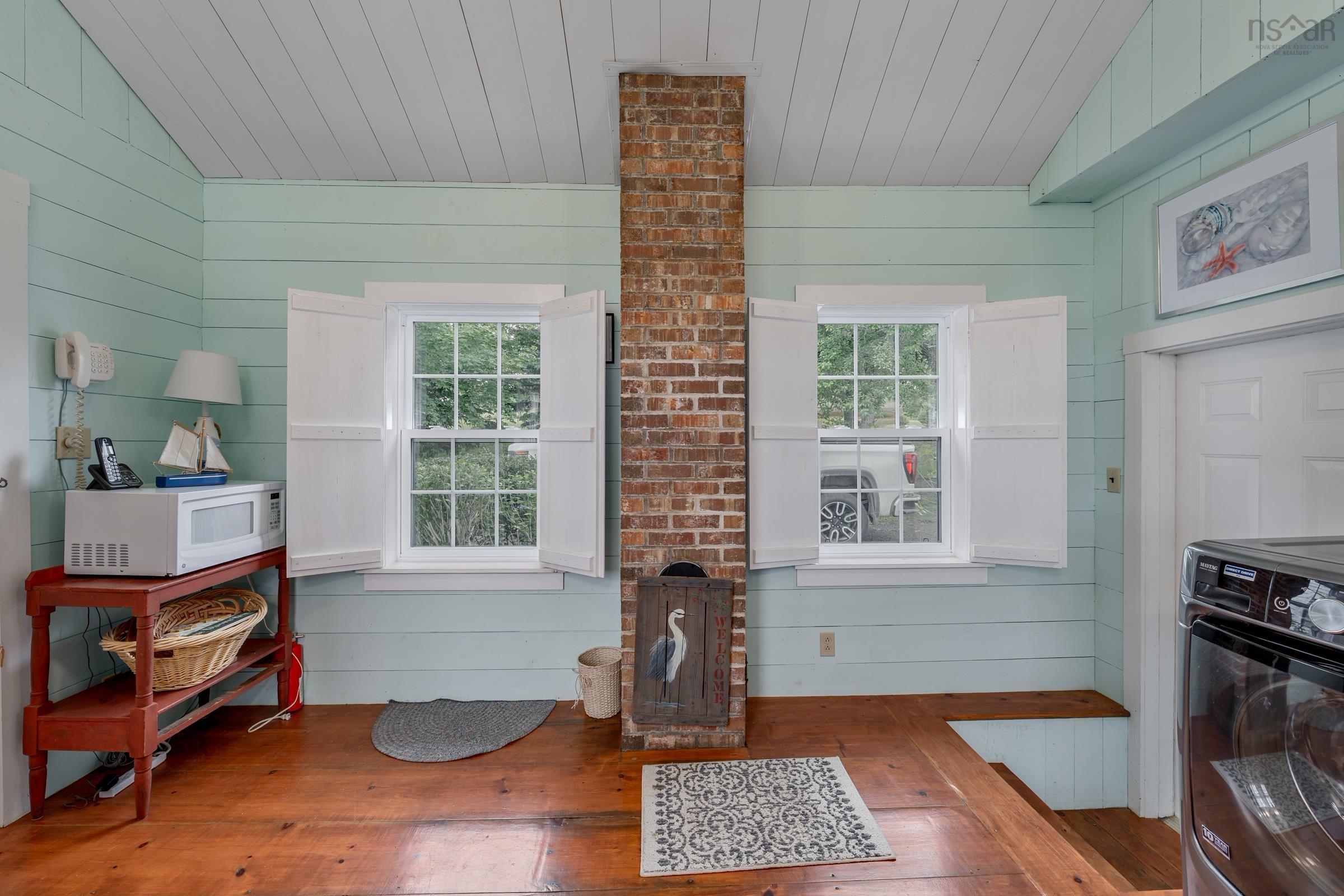 $575,000.00: 7227 Highway 101, Plympton