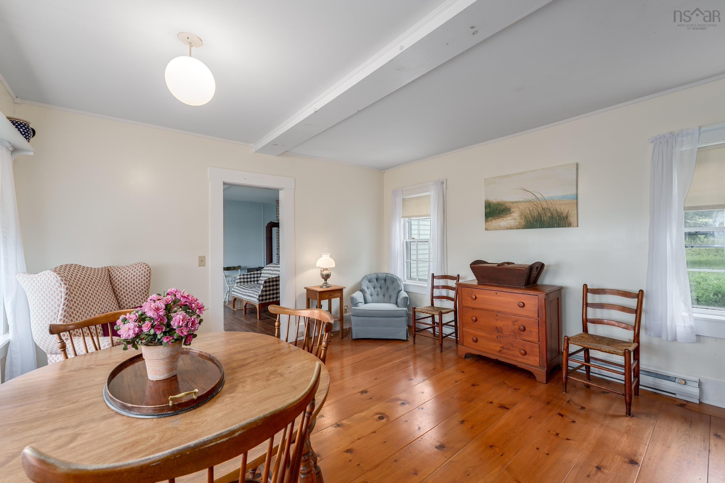 $575,000.00: 7227 Highway 101, Plympton