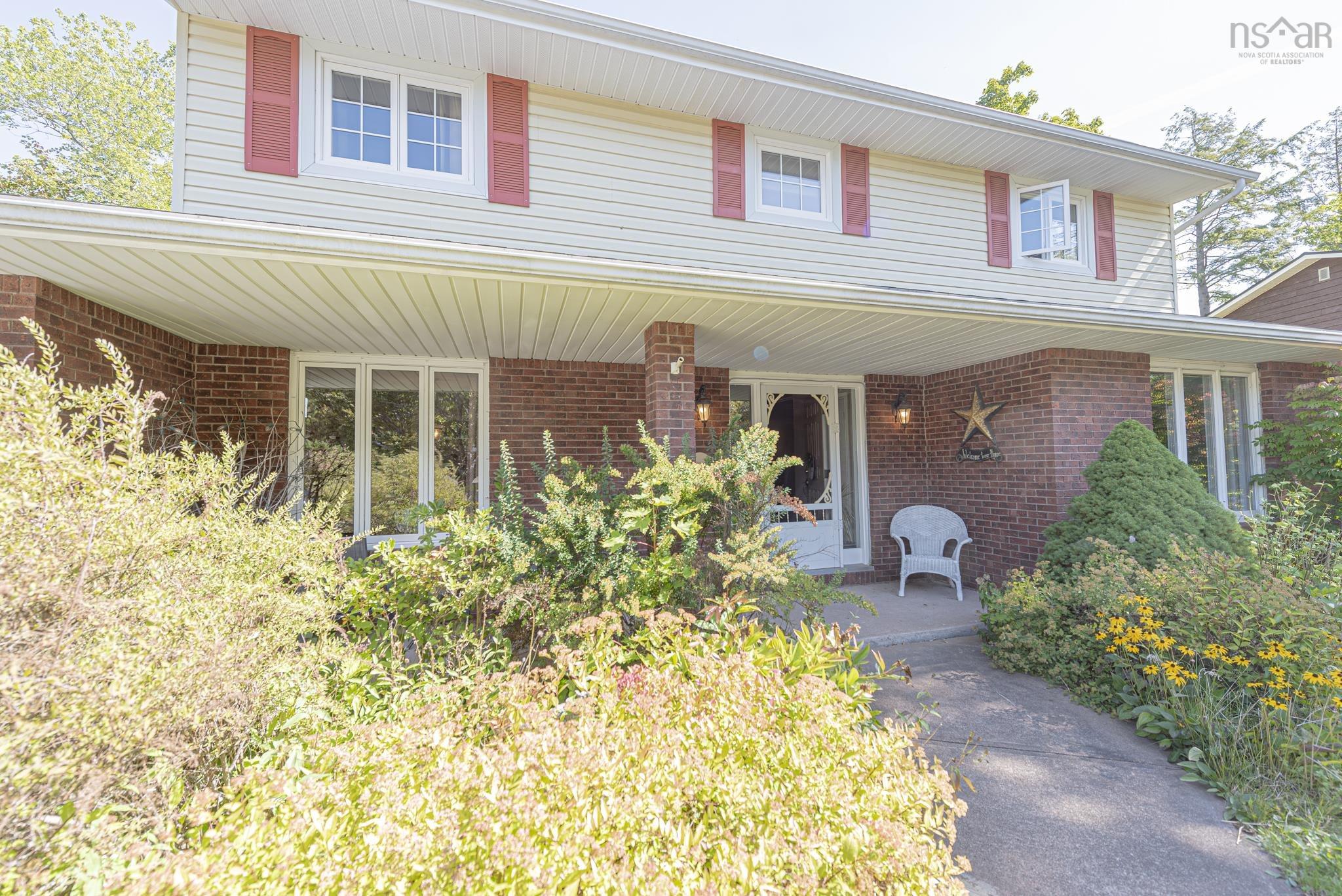 $488,000.00: 113 Aspen Street, Stellarton