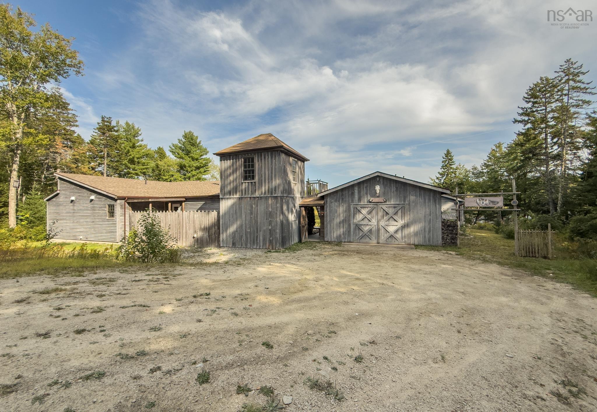 $600,000.00: 240 Pine Prince Drive, Briar Lake