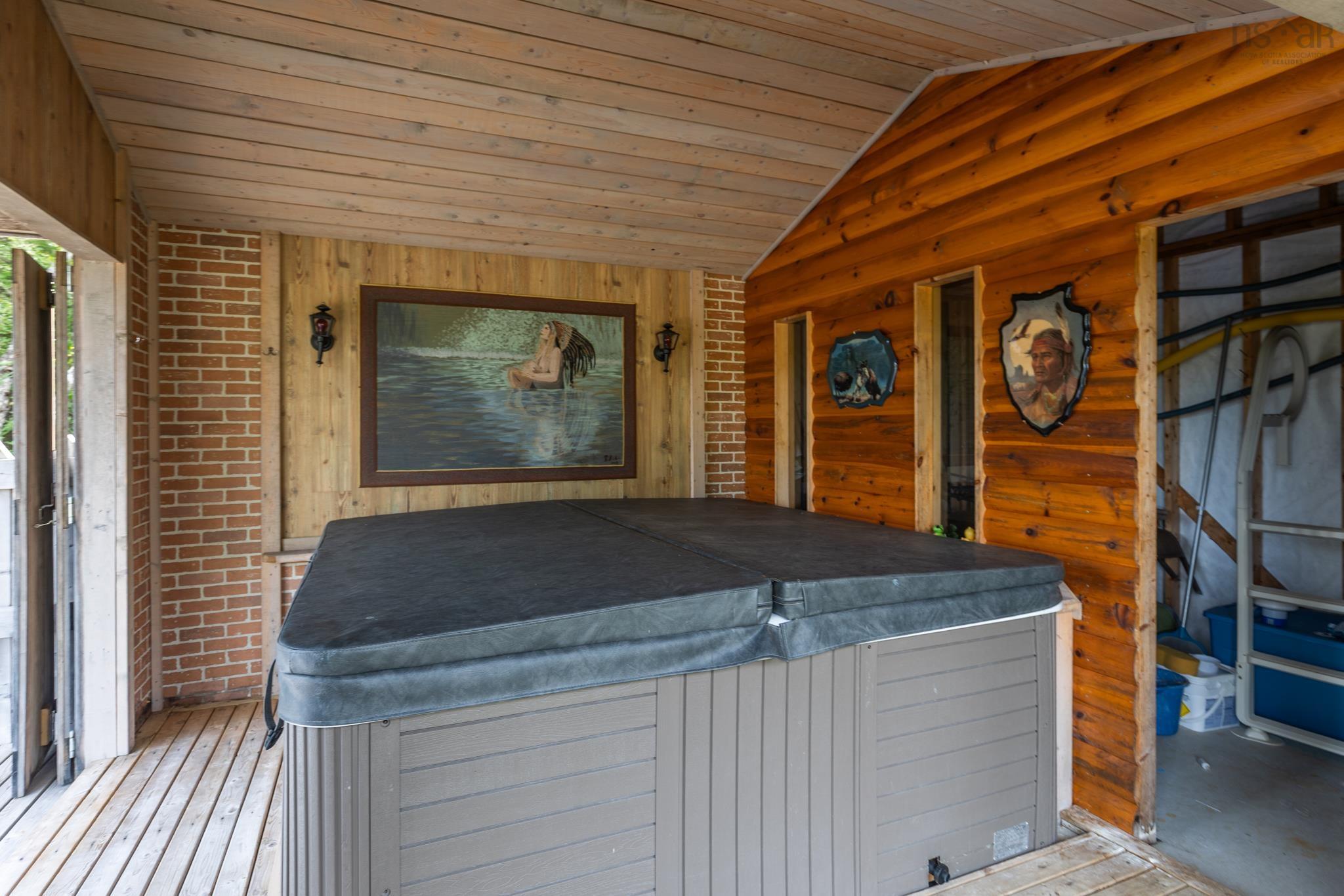 $600,000.00: 240 Pine Prince Drive, Briar Lake