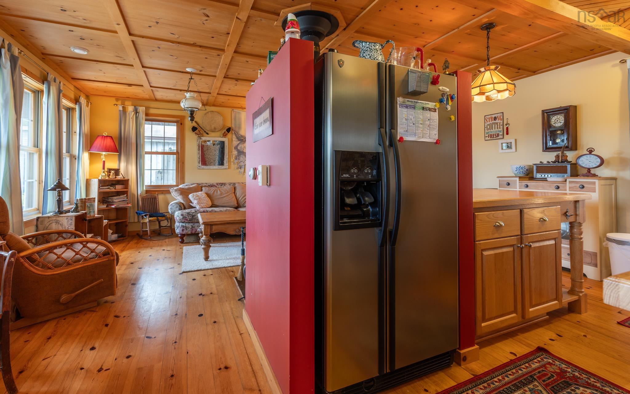 $600,000.00: 240 Pine Prince Drive, Briar Lake