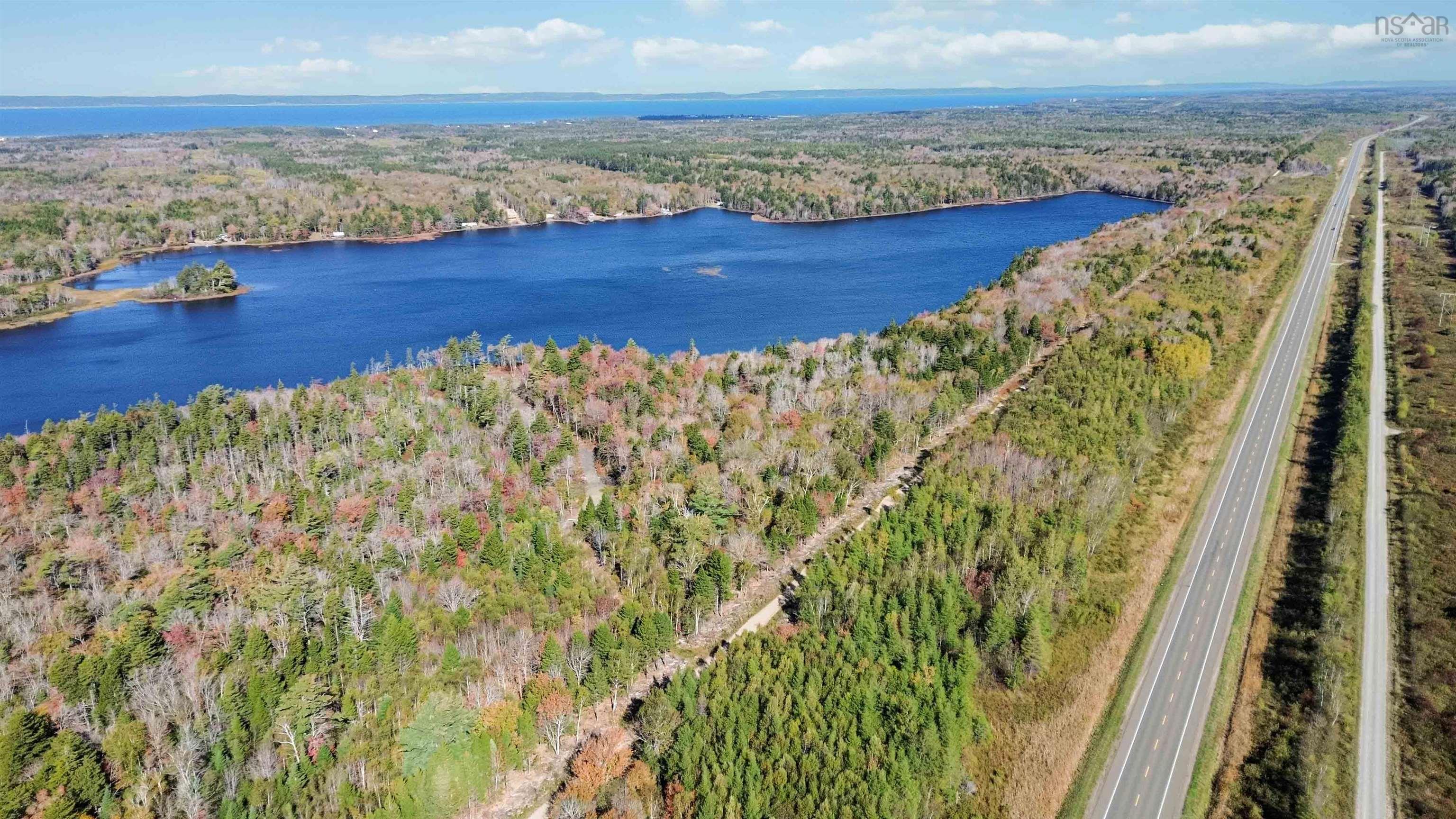 $59,900.00: Highway 101, Grosses Coques