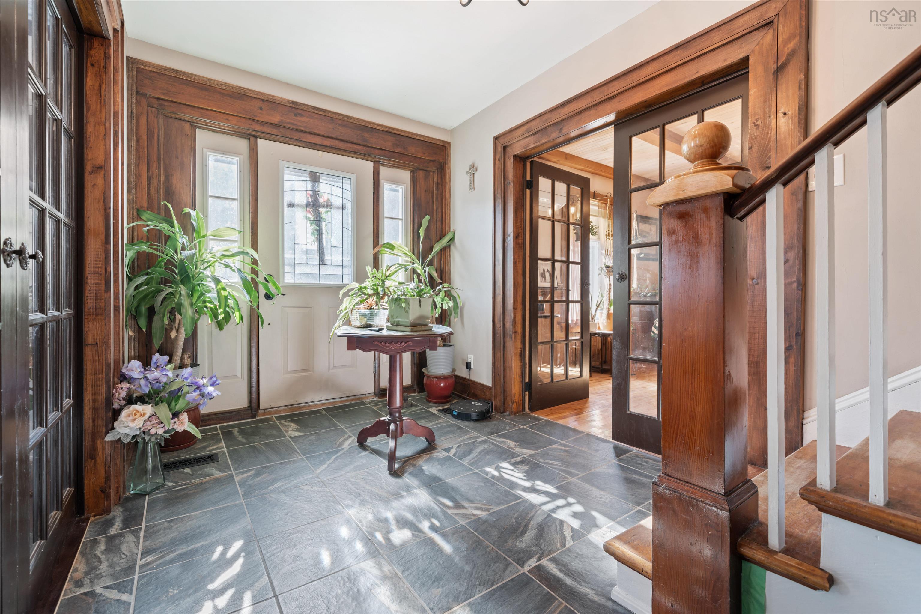 $574,999.00: 187 Highway 302, Southampton