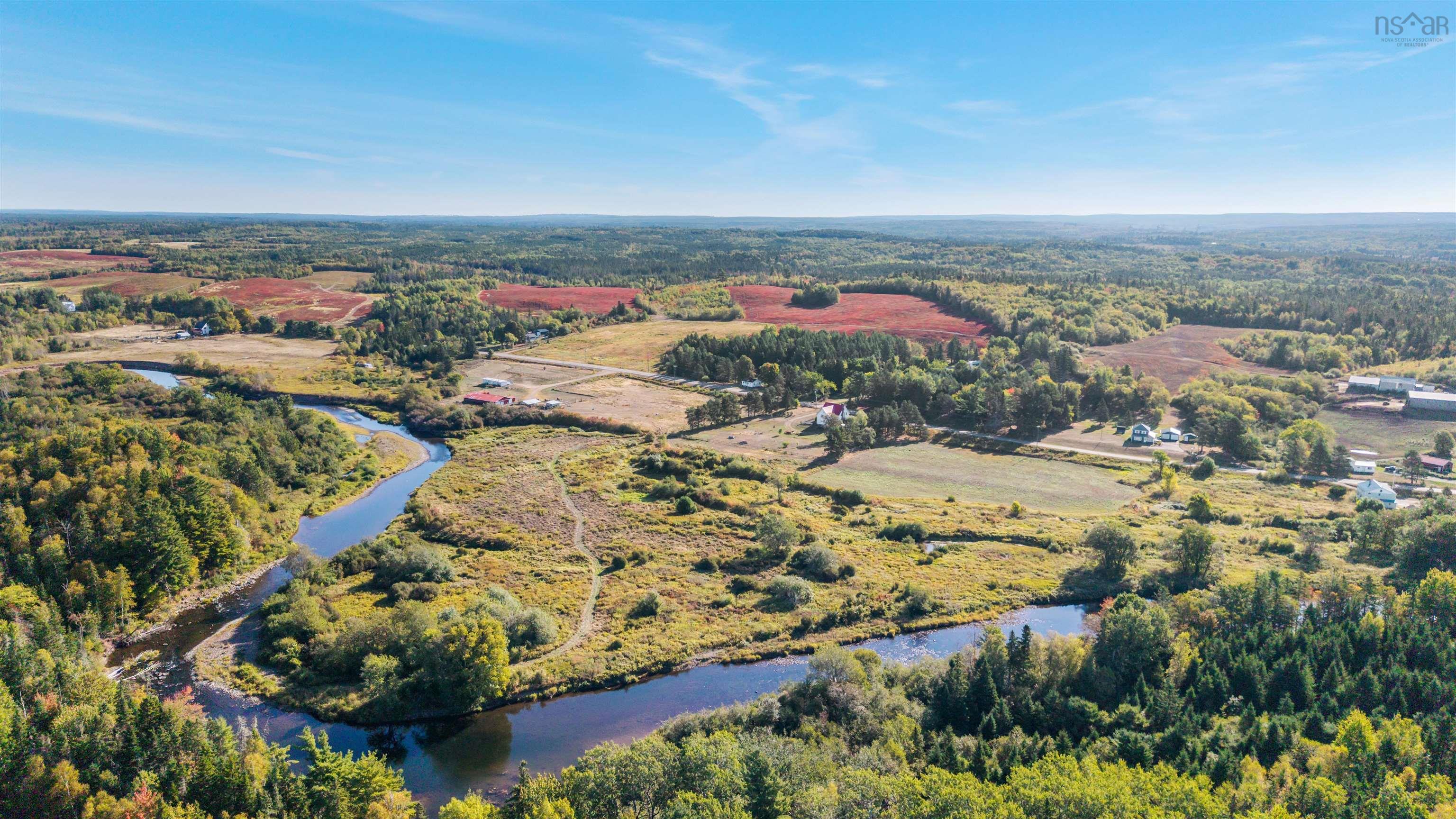 $574,999.00: 187 Highway 302, Southampton