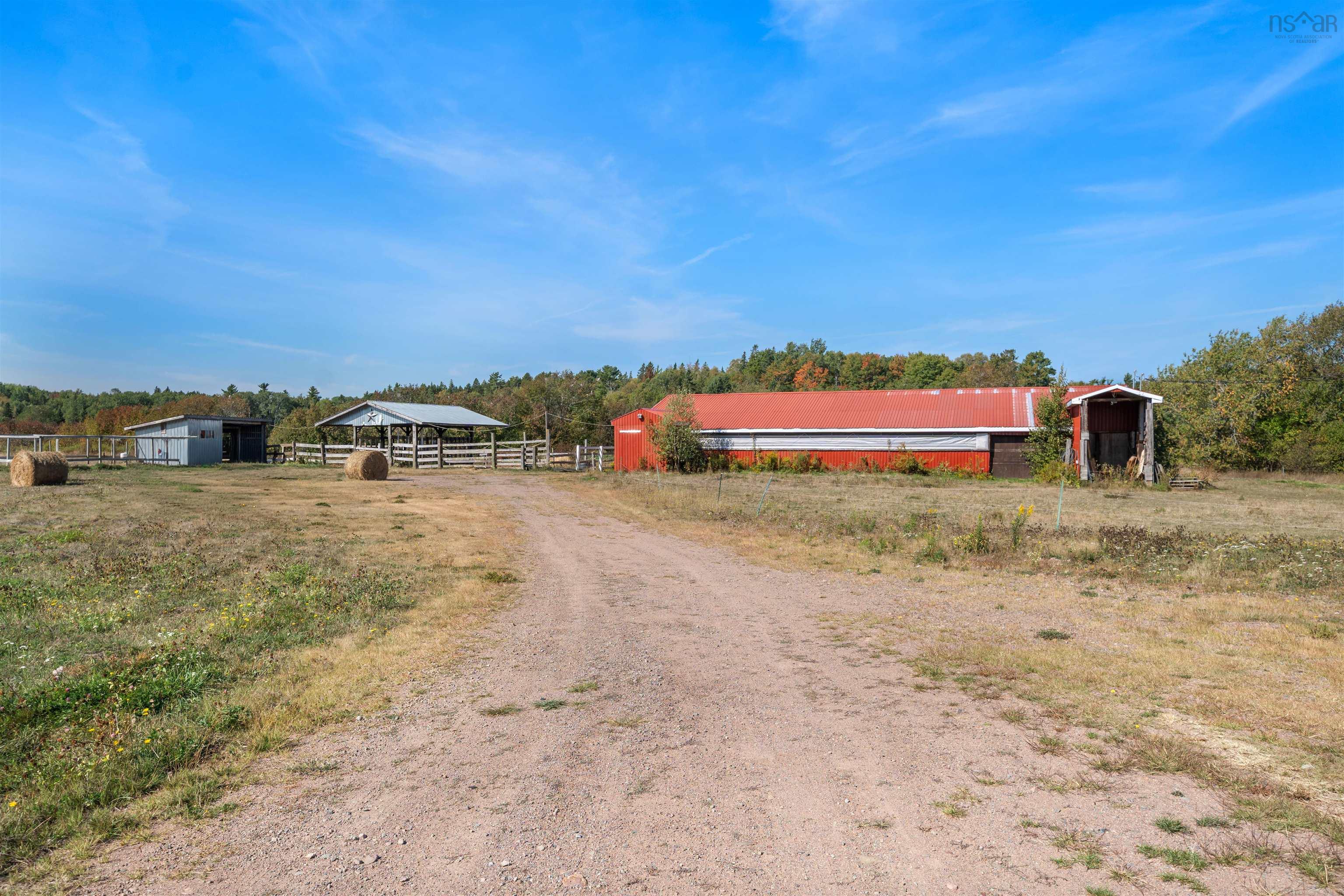 $574,999.00: 187 Highway 302, Southampton