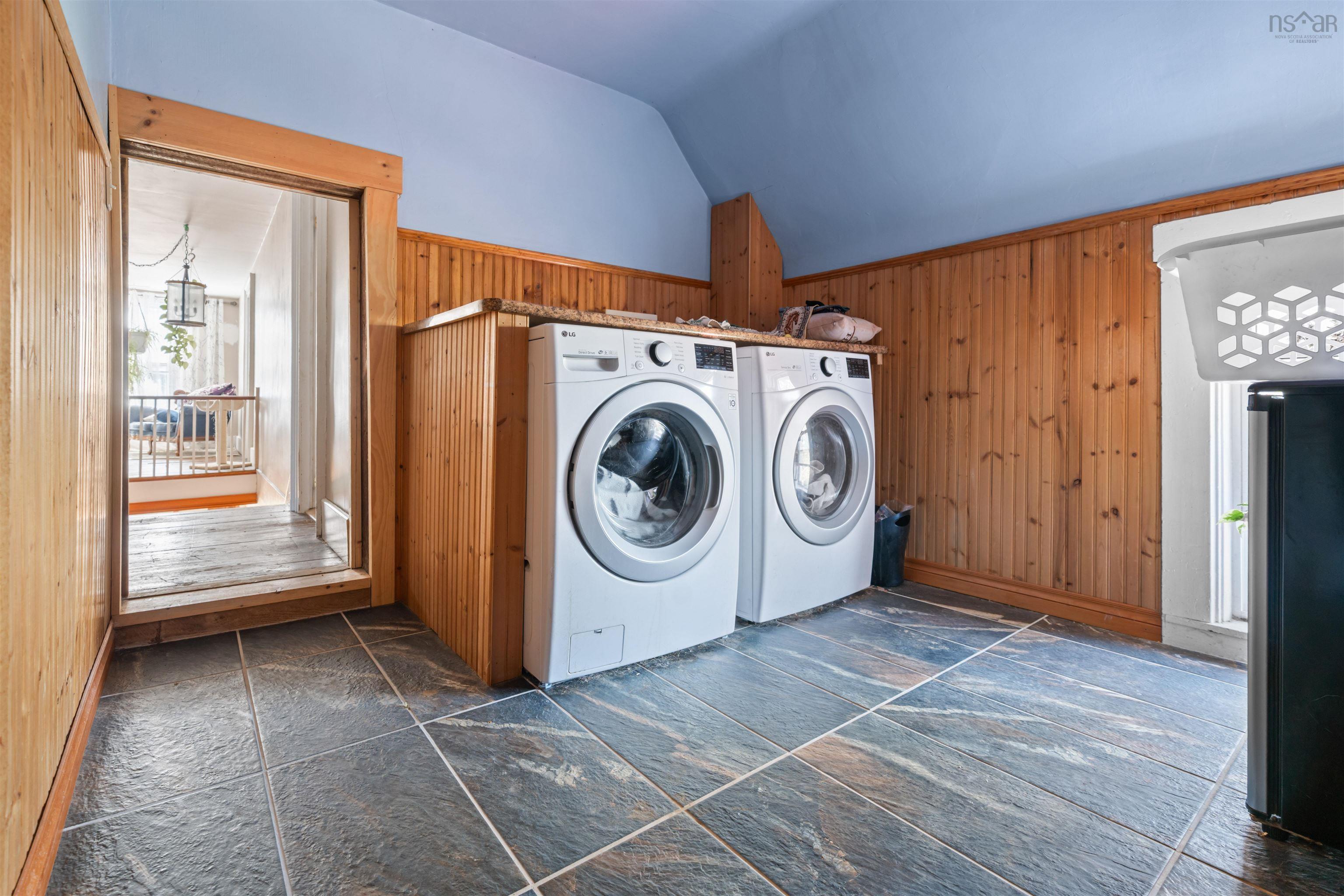 $574,999.00: 187 Highway 302, Southampton