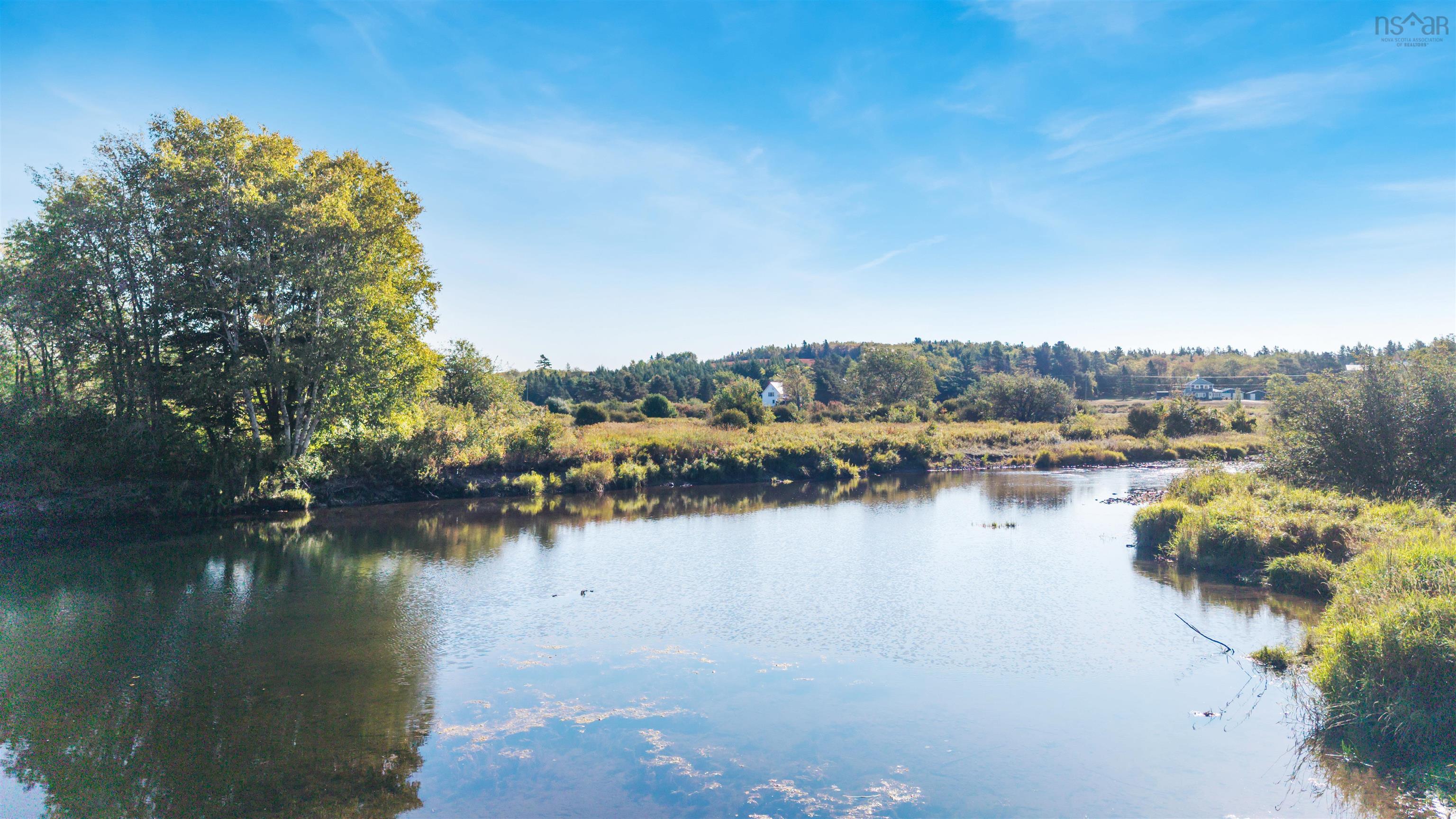 $574,999.00: 187 Highway 302, Southampton