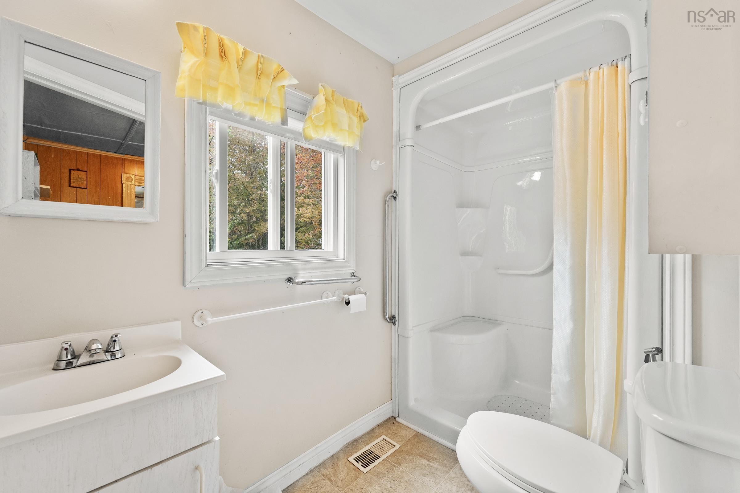 $169,900.00: 534 Weymouth Falls Road, Weymouth