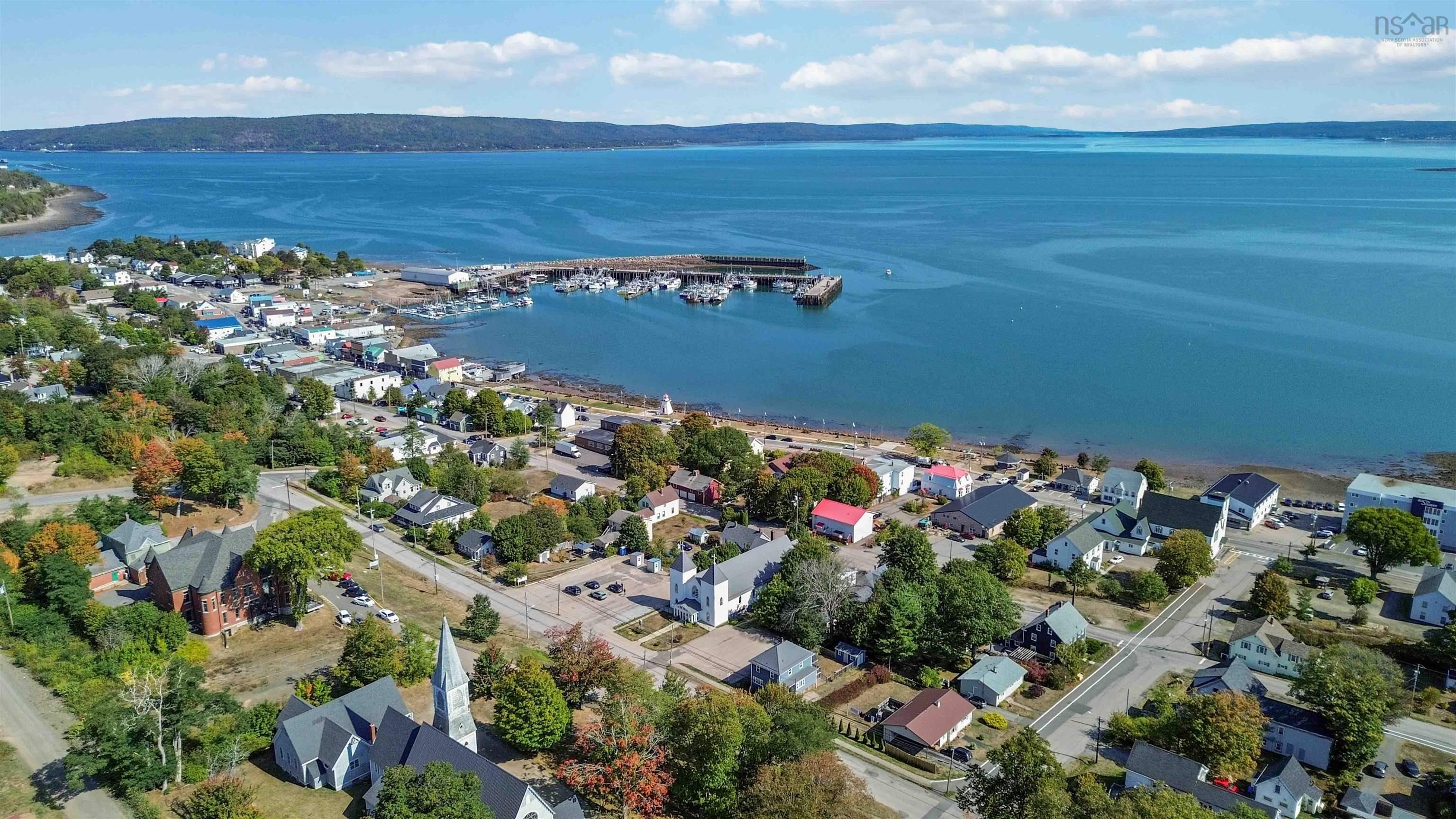 $339,900.00: 106 Queen Street, Digby