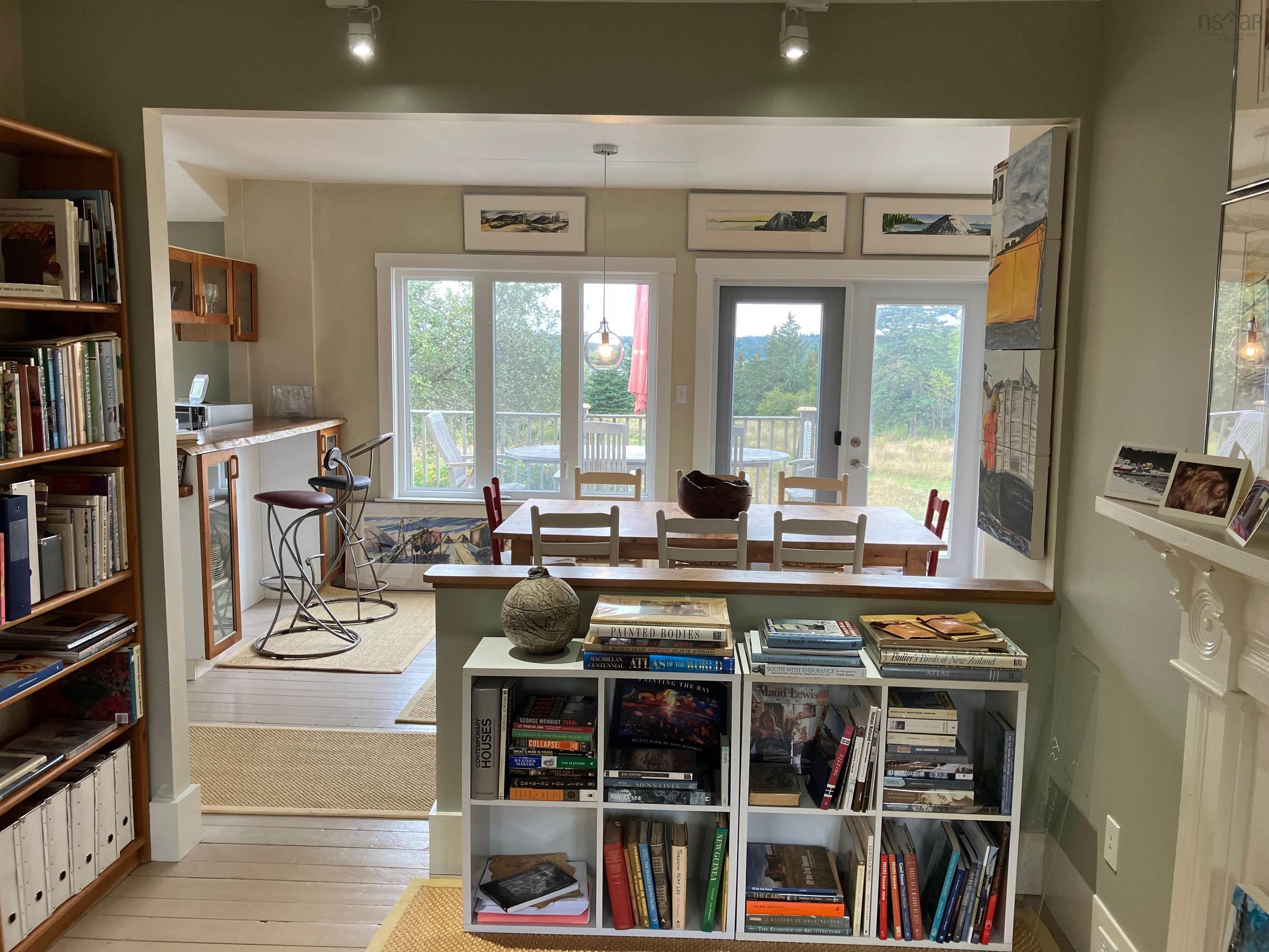 $630,000.00: 903 FELTZEN SOUTH Road, Feltzen South