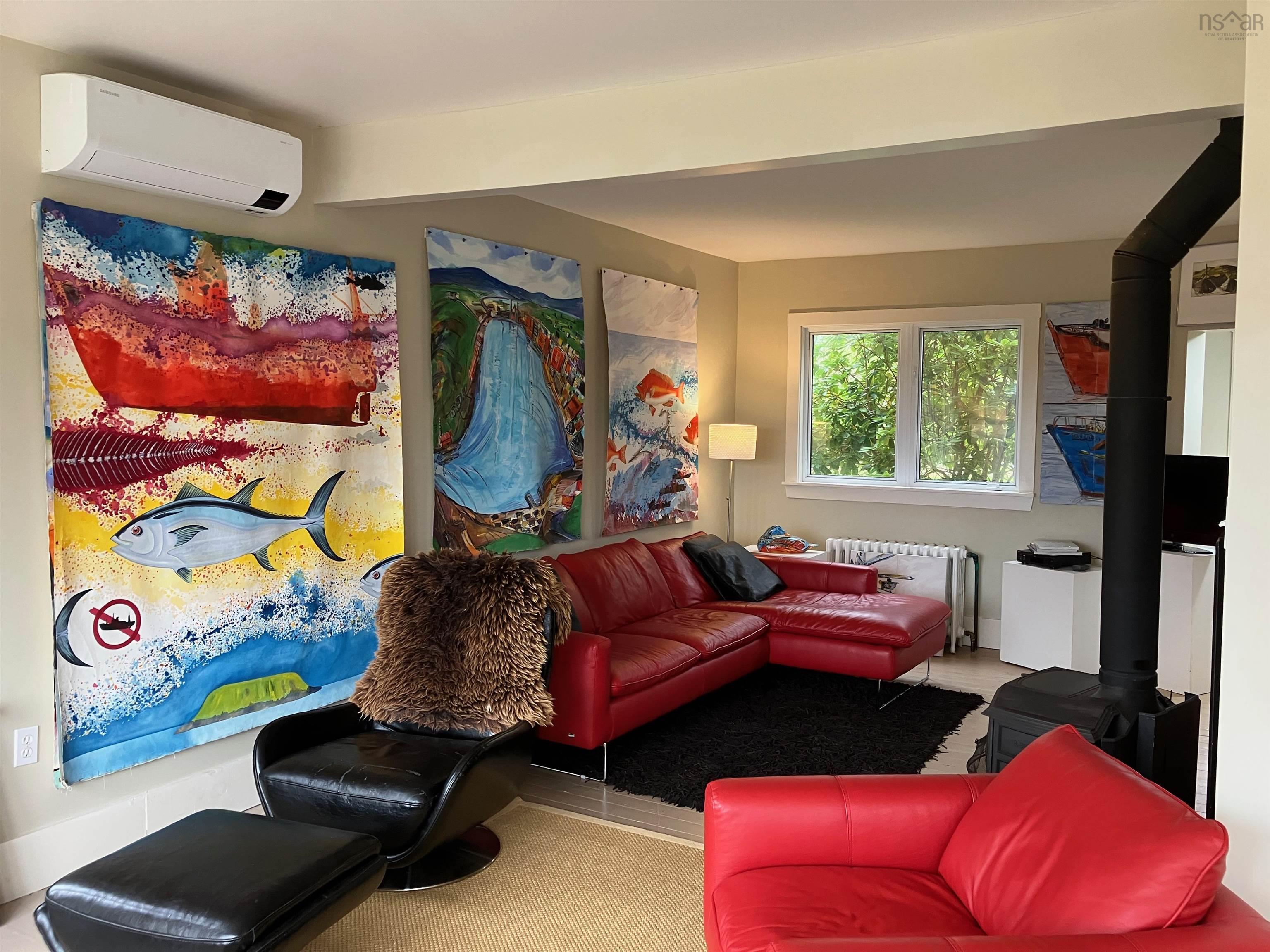 $630,000.00: 903 FELTZEN SOUTH Road, Feltzen South