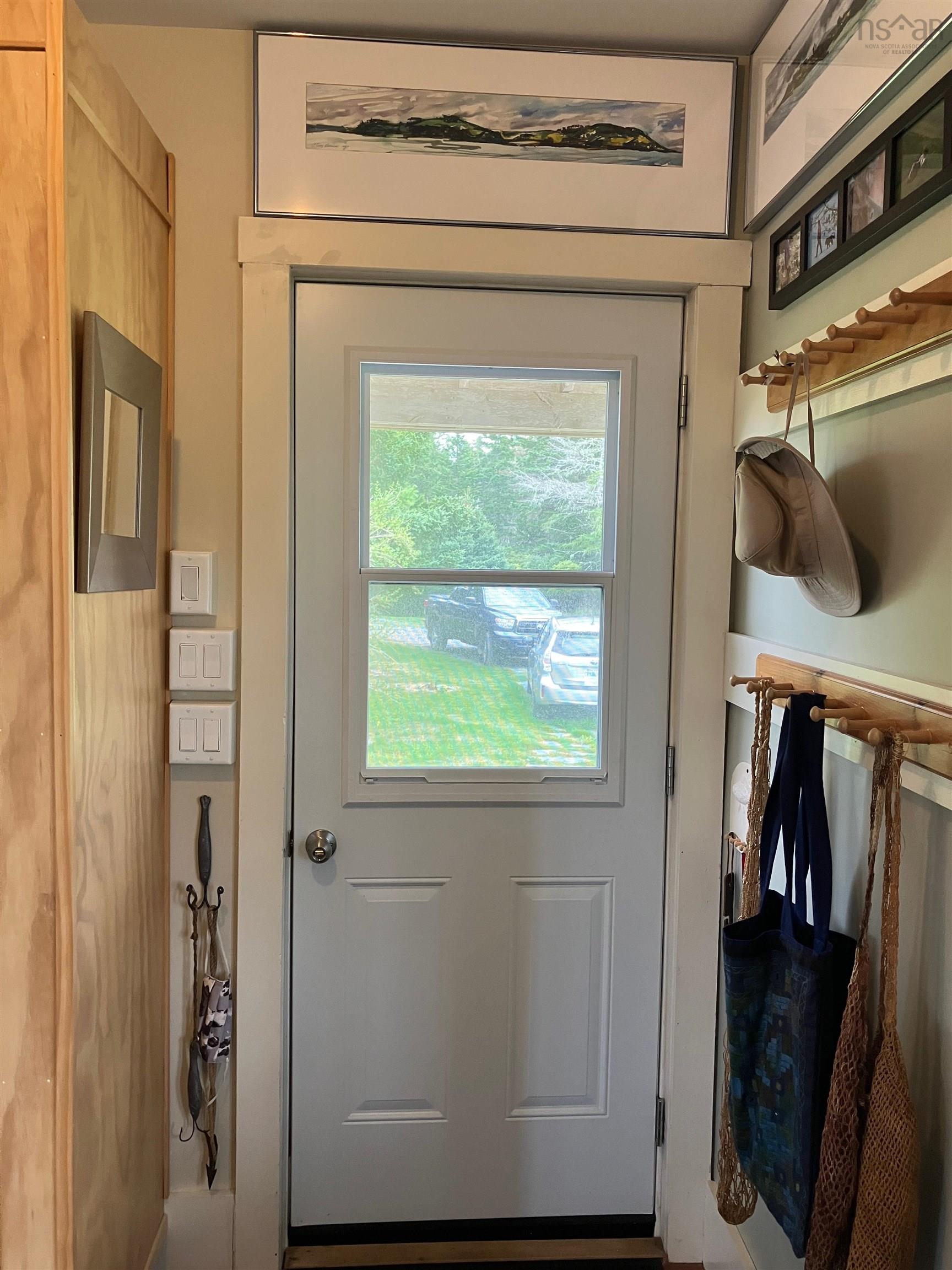 $630,000.00: 903 FELTZEN SOUTH Road, Feltzen South