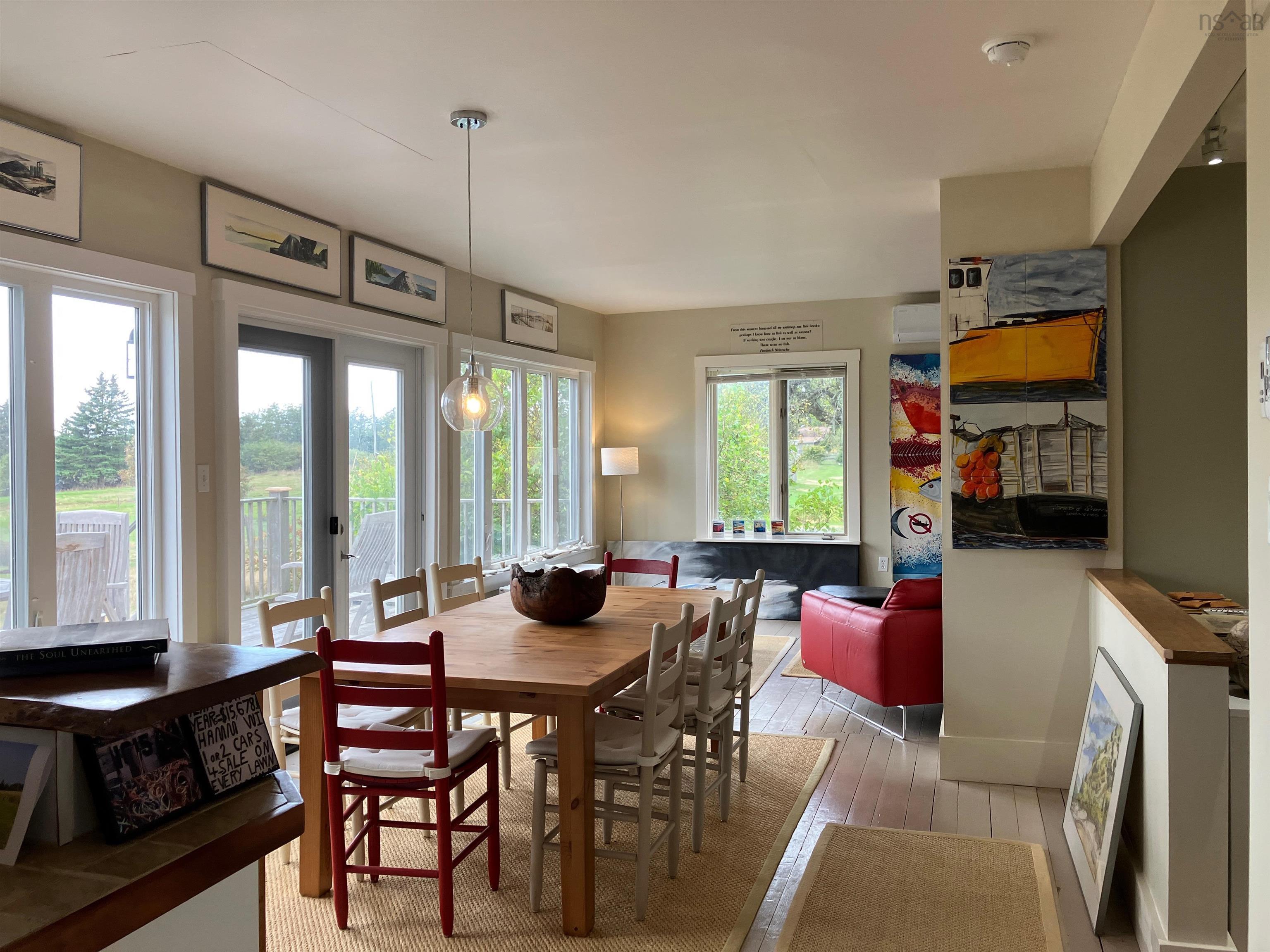 $630,000.00: 903 FELTZEN SOUTH Road, Feltzen South