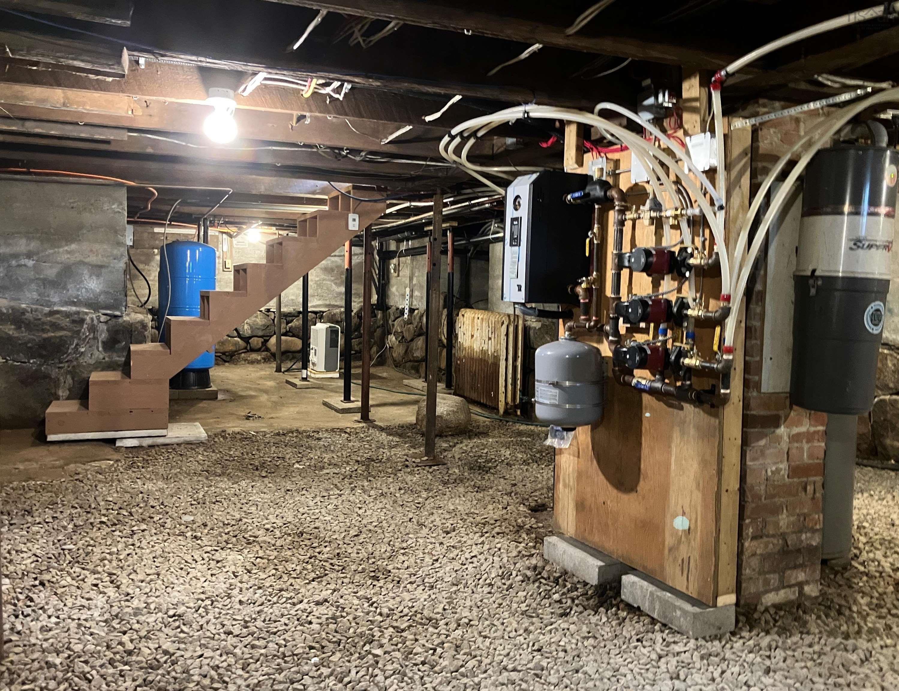 $630,000.00: 903 FELTZEN SOUTH Road, Feltzen South