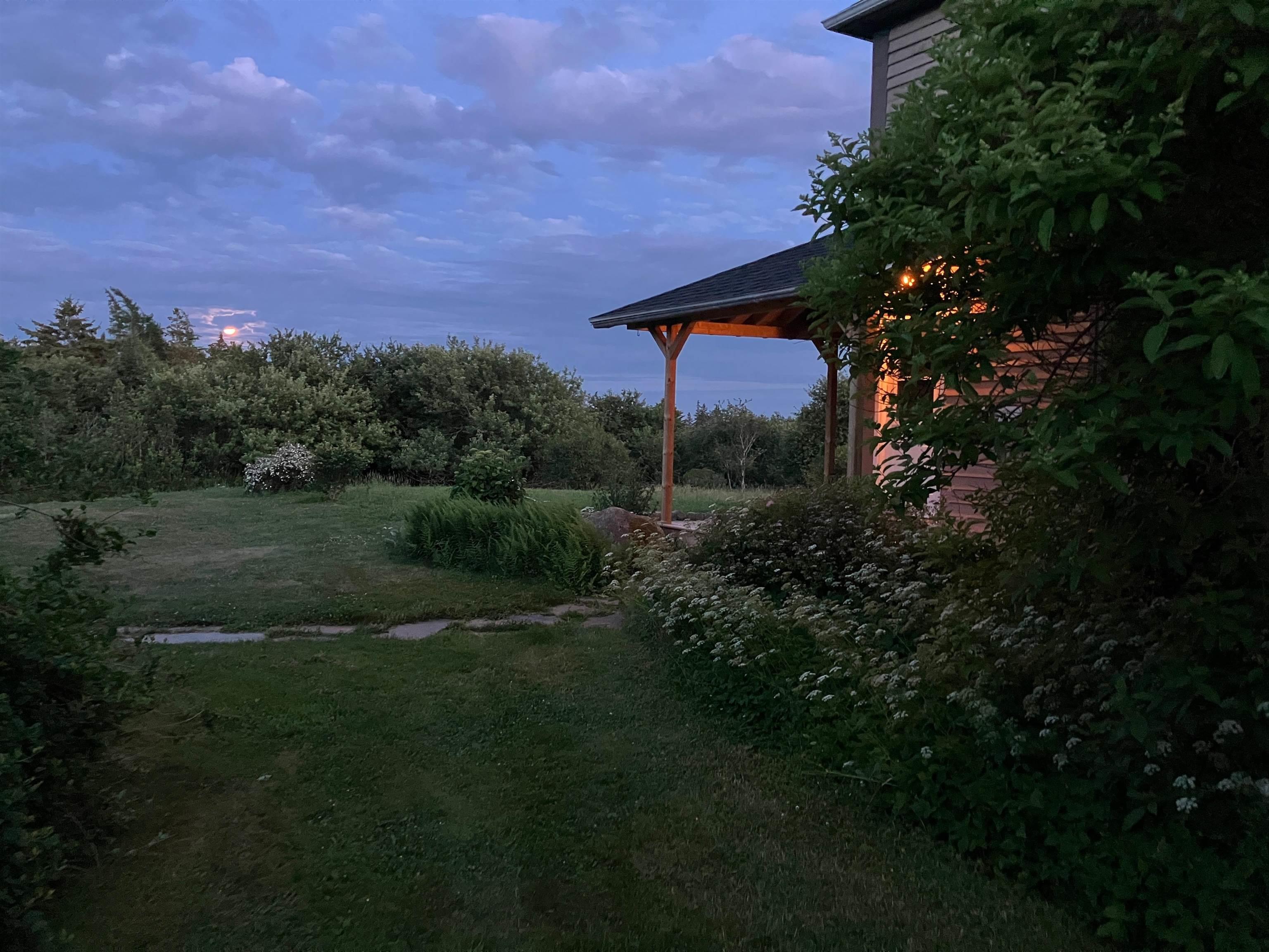 $630,000.00: 903 FELTZEN SOUTH Road, Feltzen South