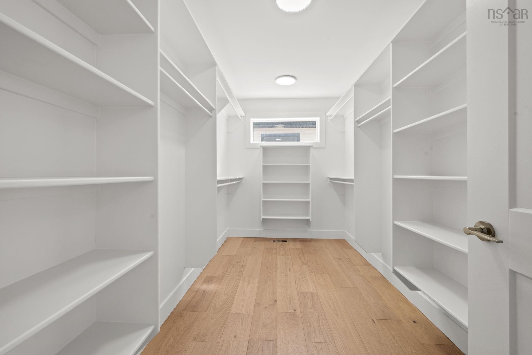 $994,900.00: GW002 10 Gardenia Way, Dartmouth