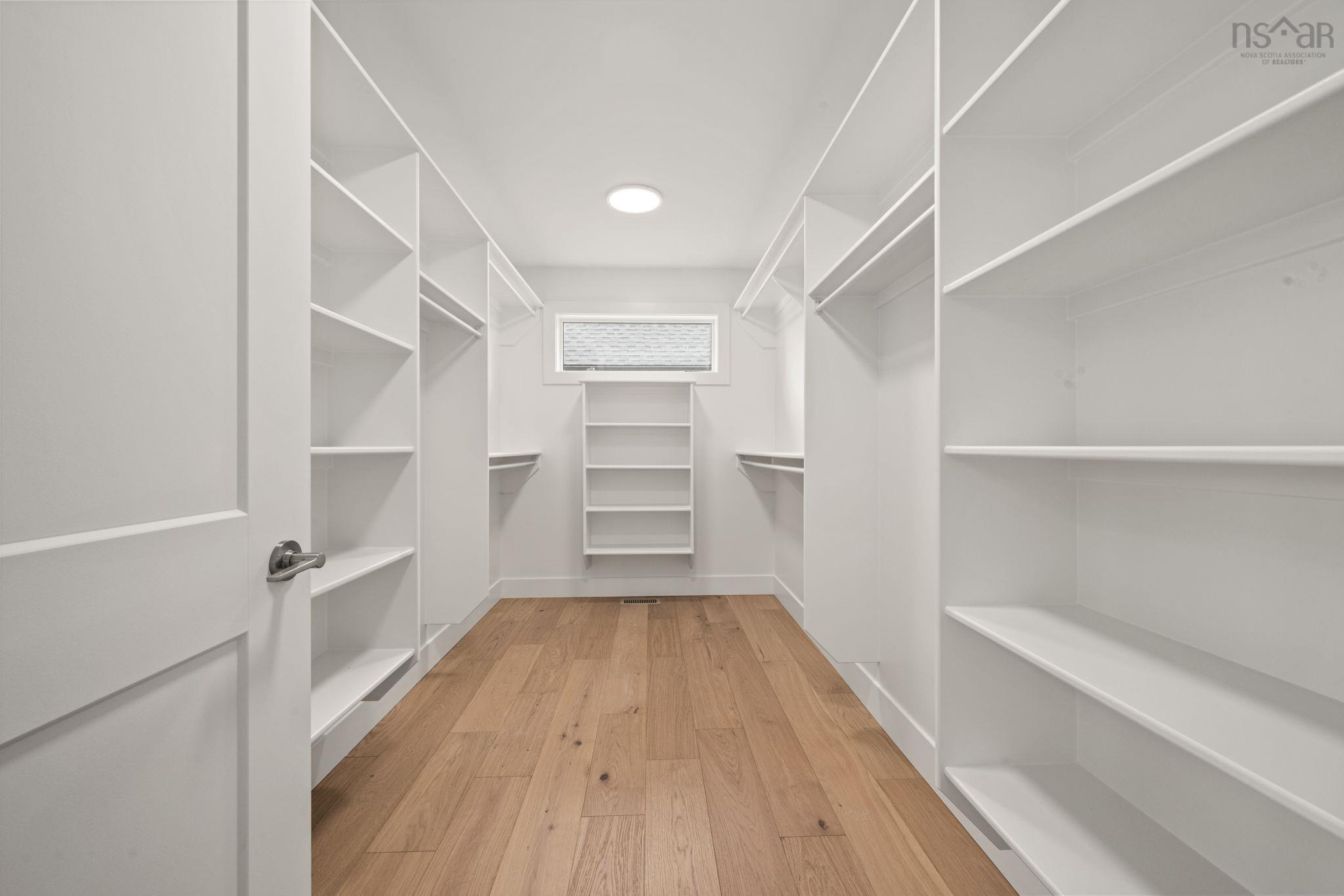 $964,900.00: GW001 4 Gardenia Way, Dartmouth