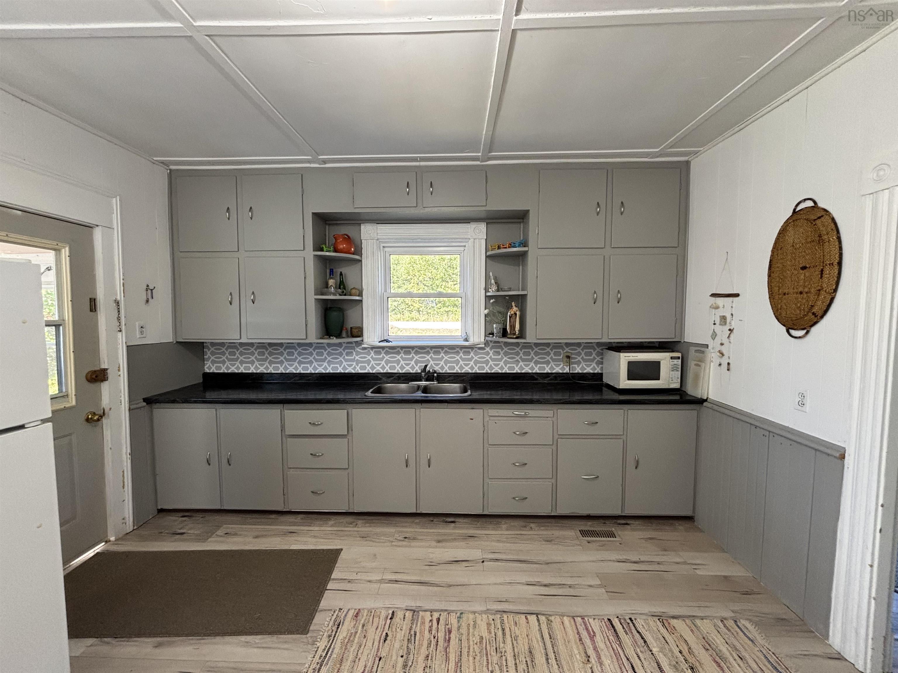 $194,000.00: 18 Central Port Mouton Road, Port Mouton