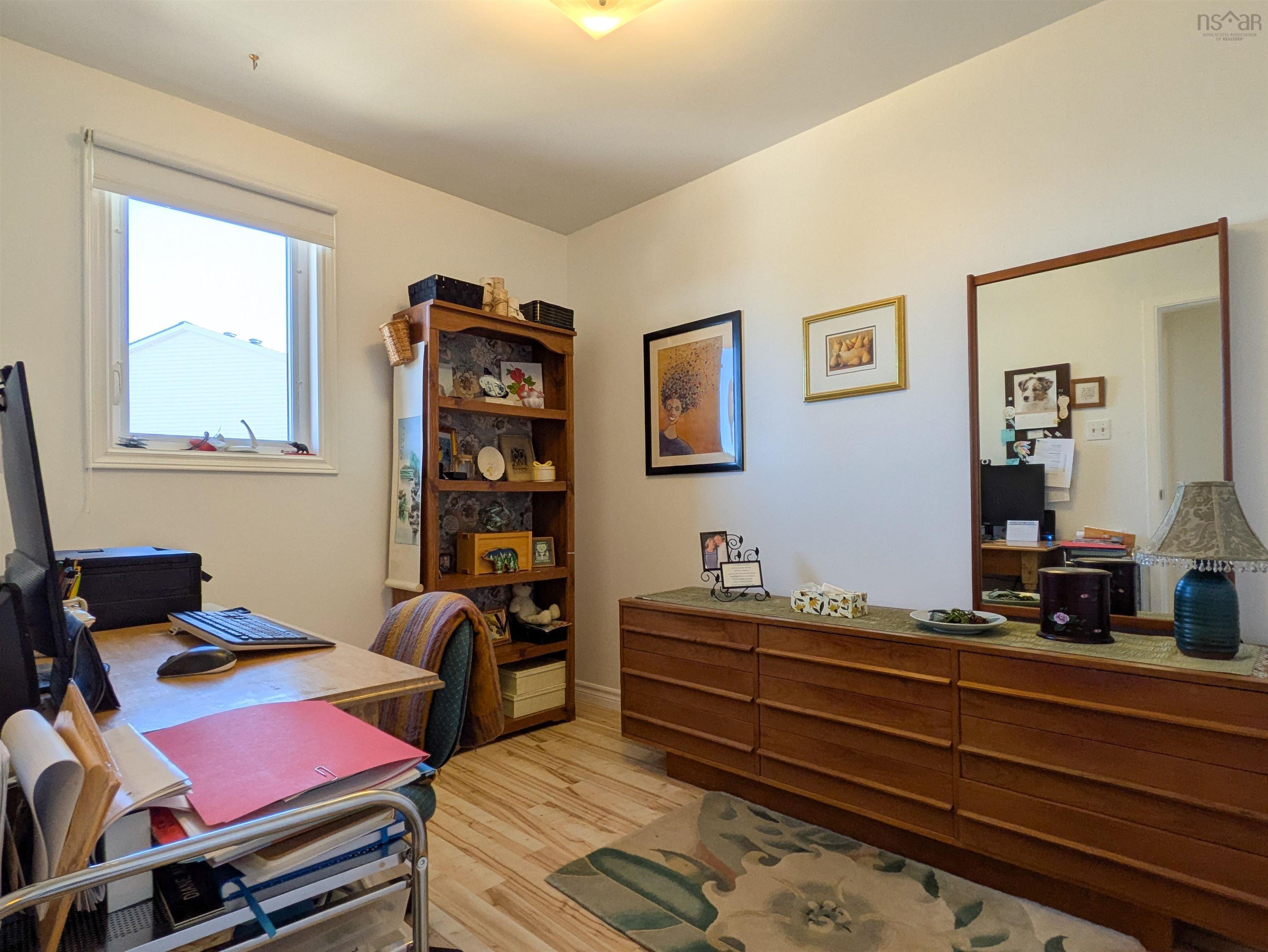 $199,000.00: 544 South Broadway Avenue, Cornwallis Park