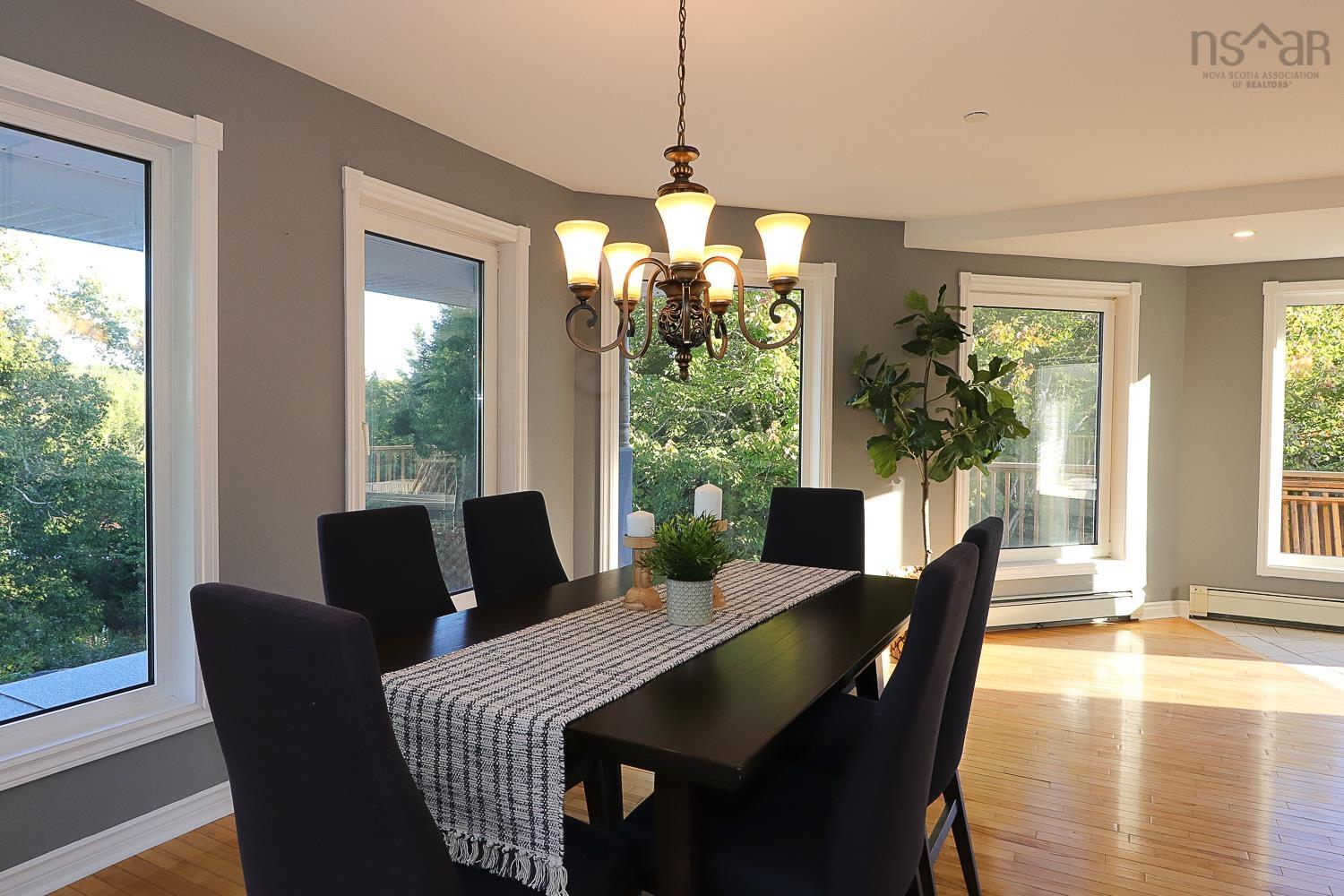 $999,000.00: 80 Stoney Beach Road, Whites Lake