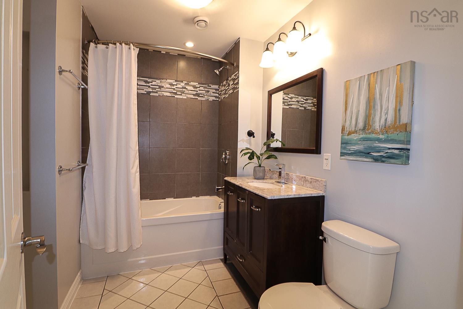 $999,000.00: 80 Stoney Beach Road, Whites Lake