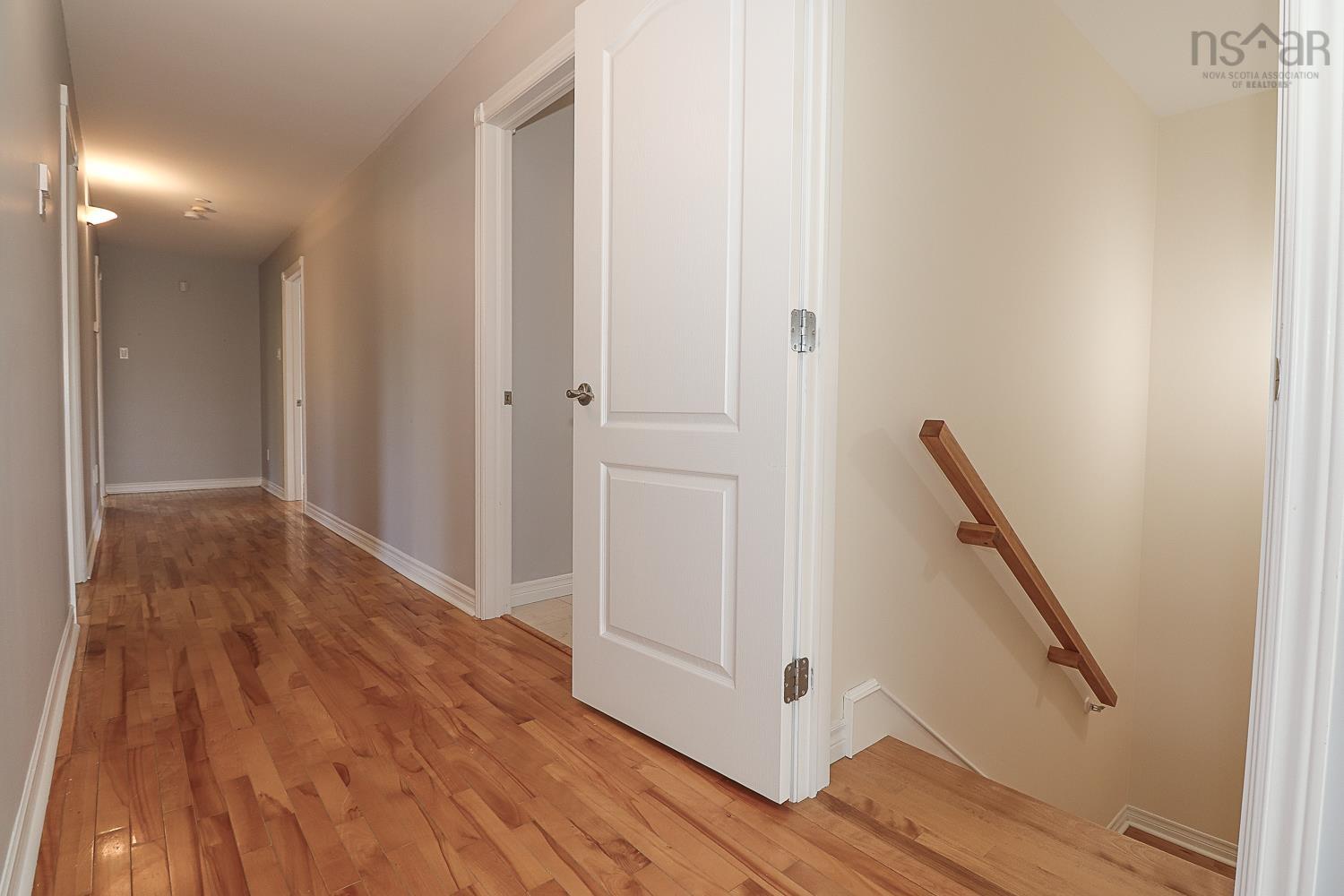 $999,000.00: 80 Stoney Beach Road, Whites Lake