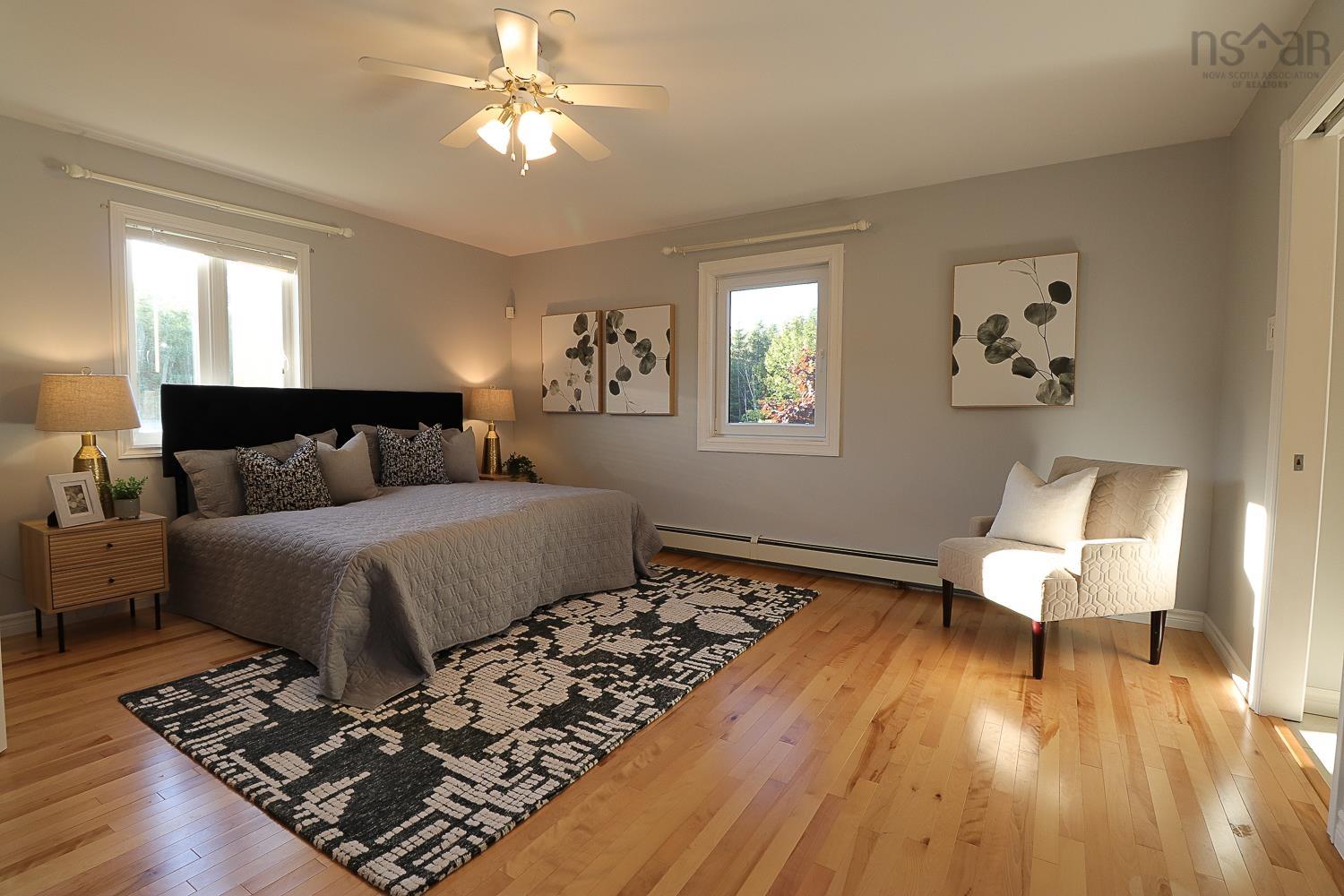 $999,000.00: 80 Stoney Beach Road, Whites Lake