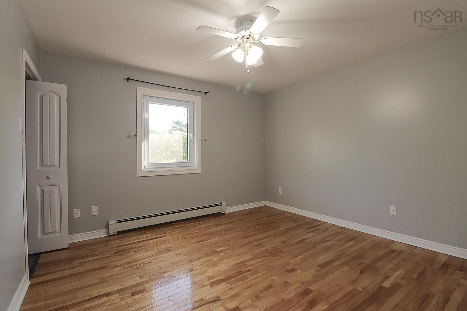 $999,000.00: 80 Stoney Beach Road, Whites Lake