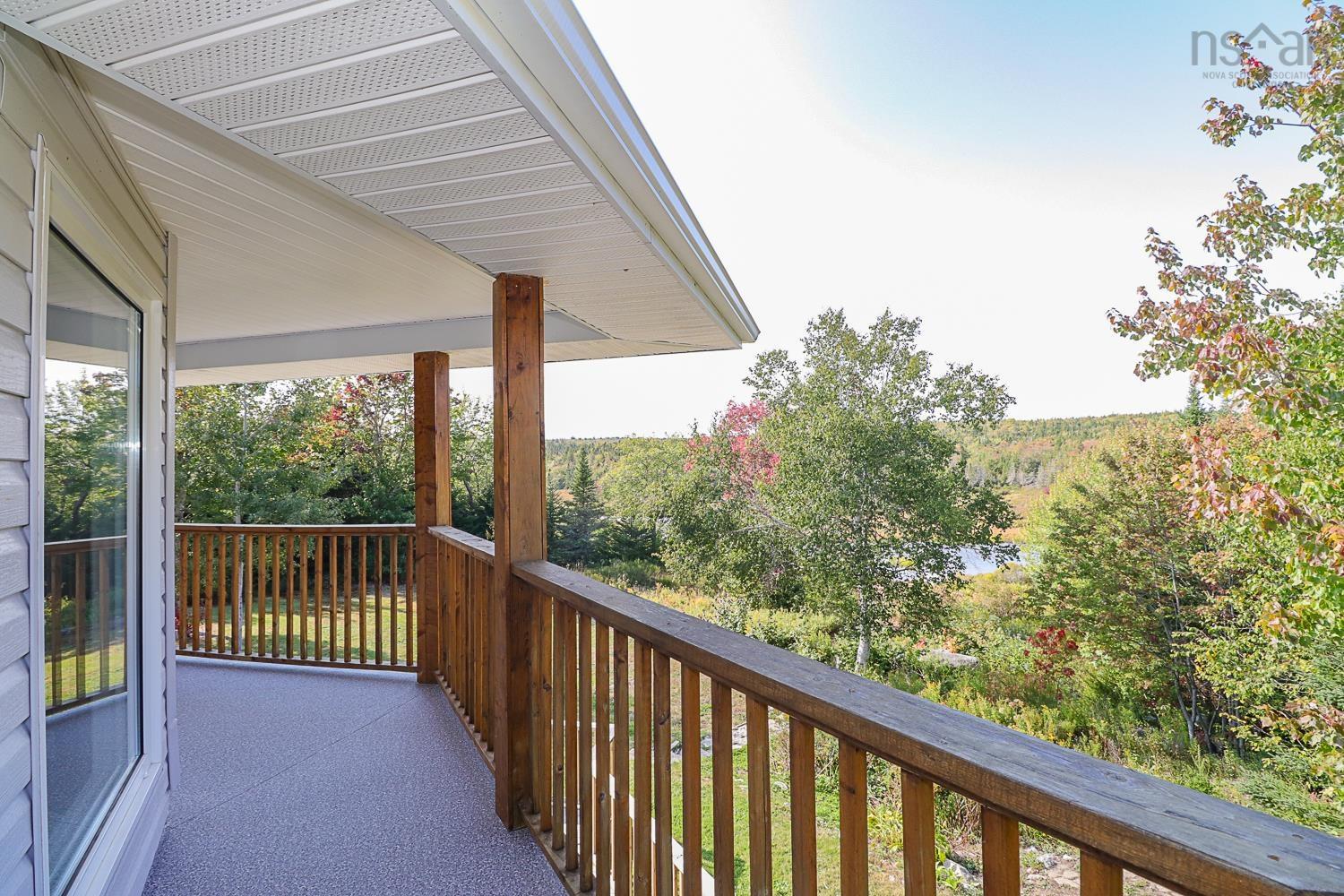 $999,000.00: 80 Stoney Beach Road, Whites Lake