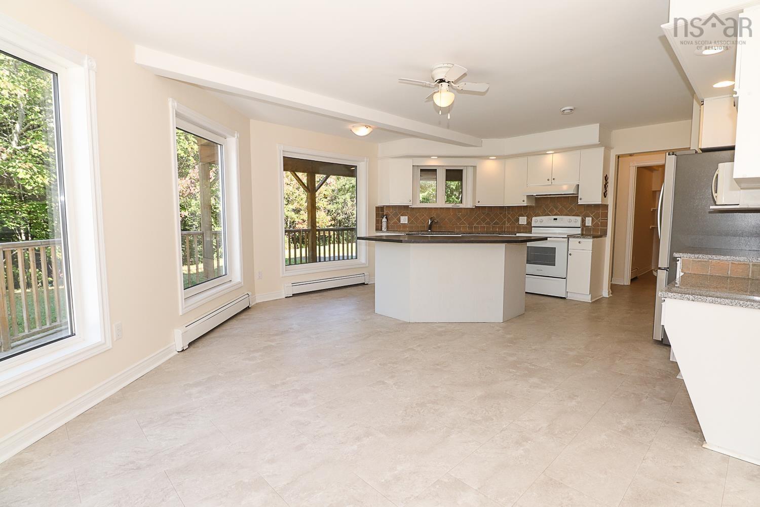 $999,000.00: 80 Stoney Beach Road, Whites Lake