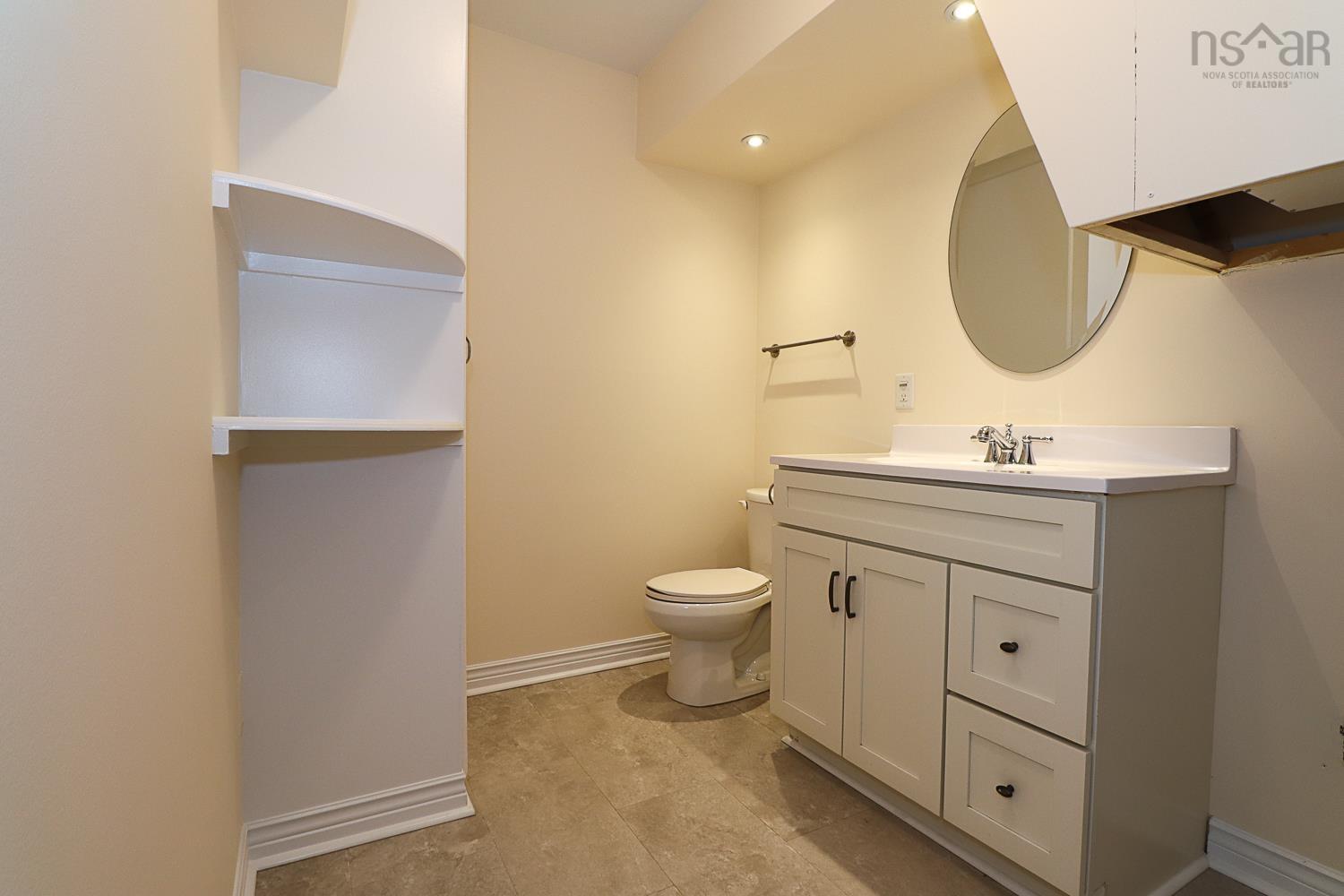 $999,000.00: 80 Stoney Beach Road, Whites Lake