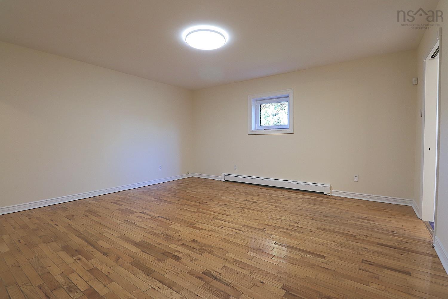 $999,000.00: 80 Stoney Beach Road, Whites Lake