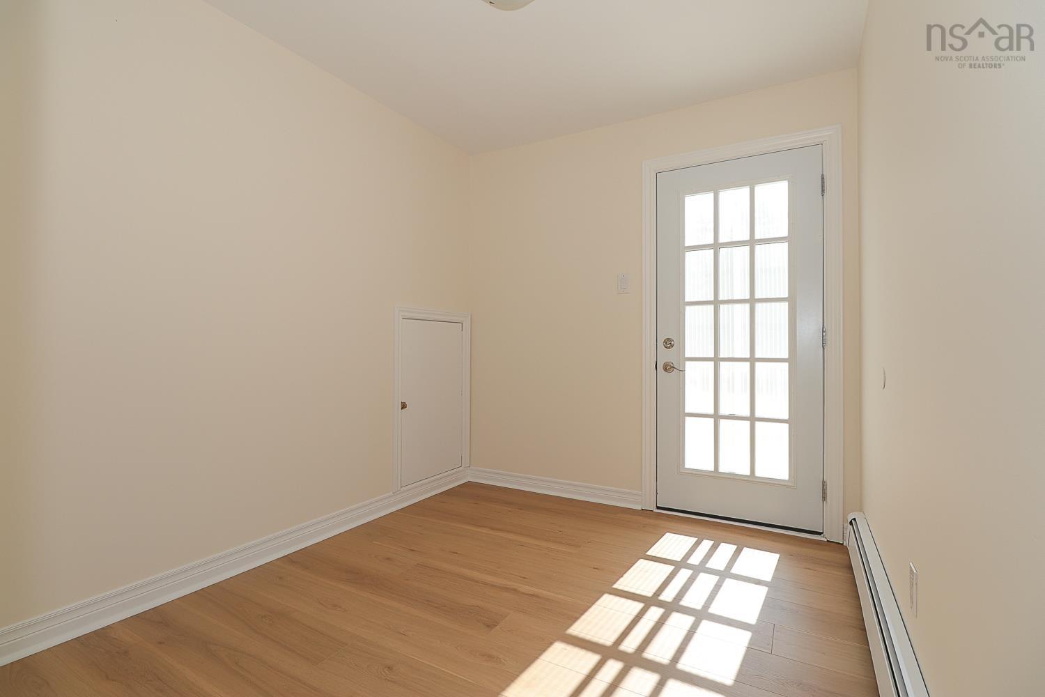 $999,000.00: 80 Stoney Beach Road, Whites Lake