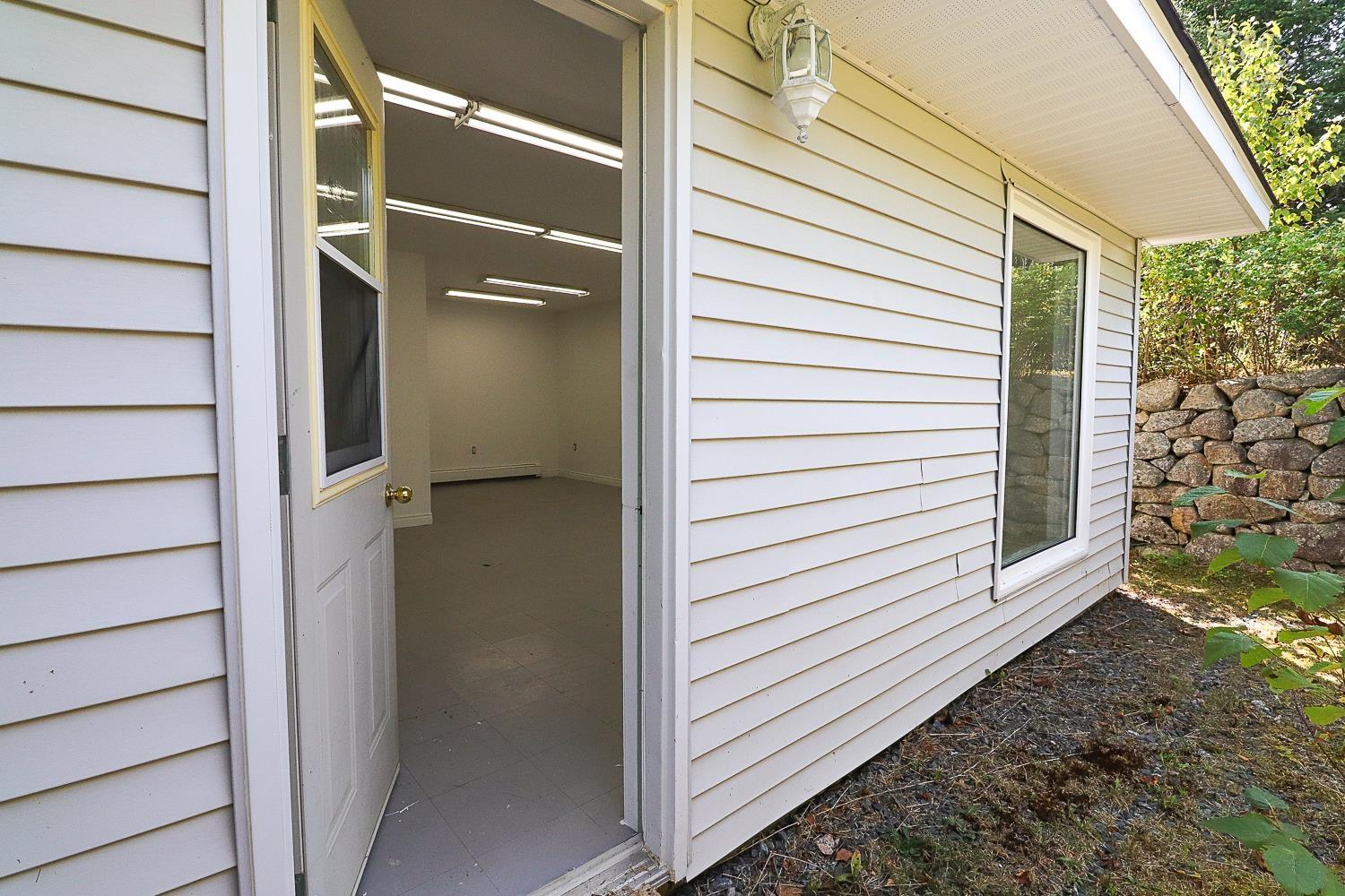 $999,000.00: 80 Stoney Beach Road, Whites Lake