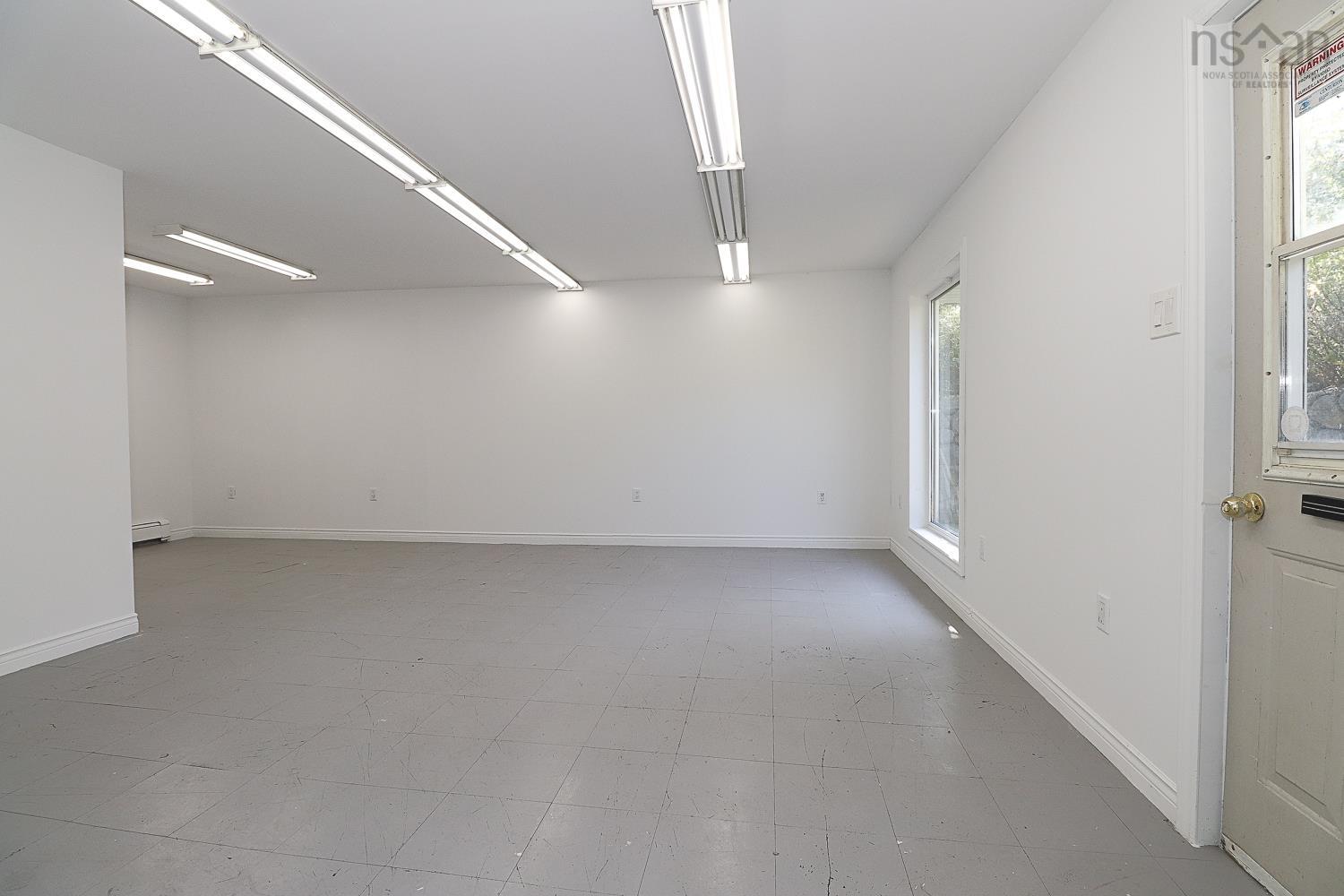 $999,000.00: 80 Stoney Beach Road, Whites Lake