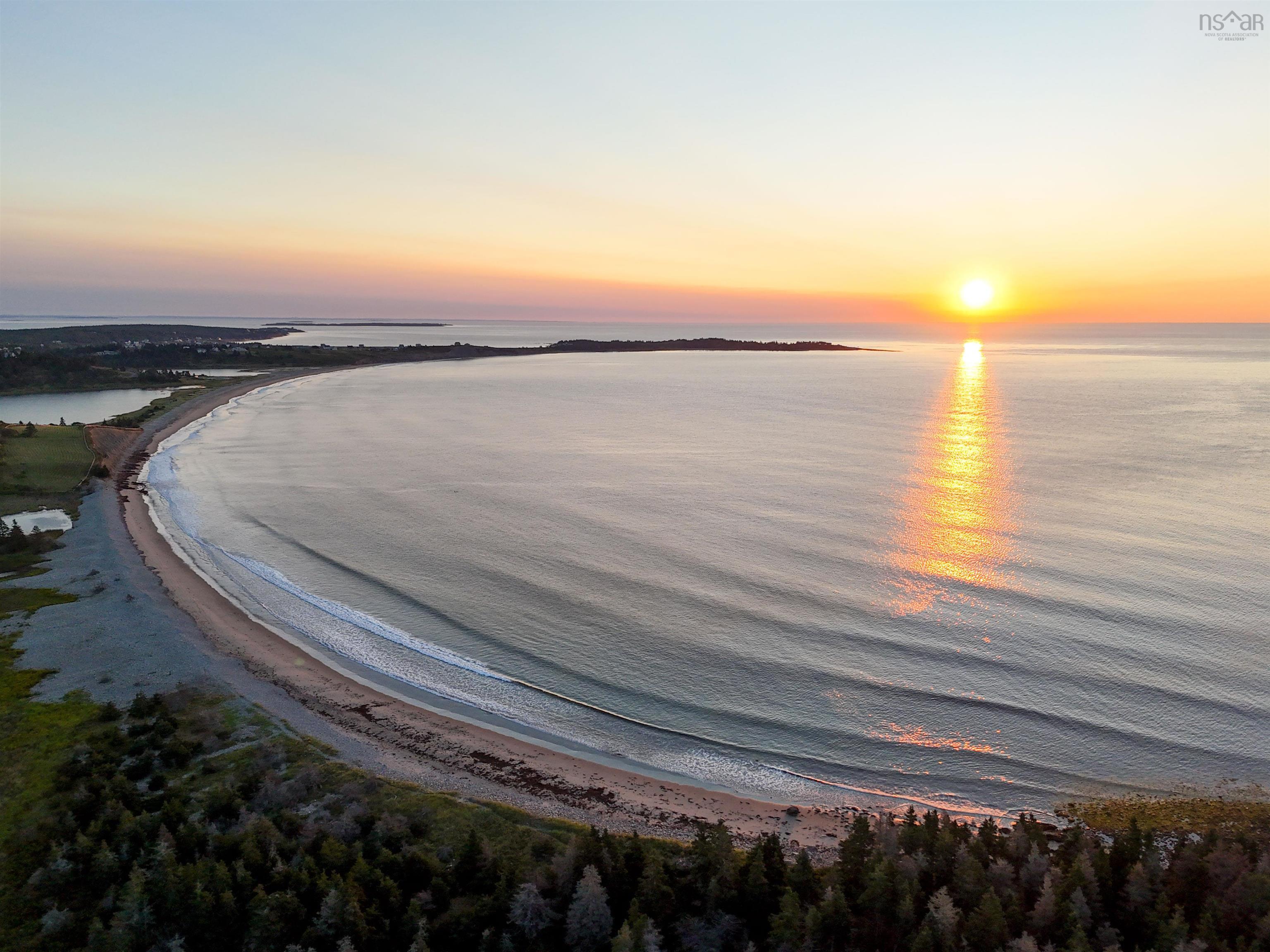 $1,275,000.00: 120 Net Yard Lane, Upper Kingsburg