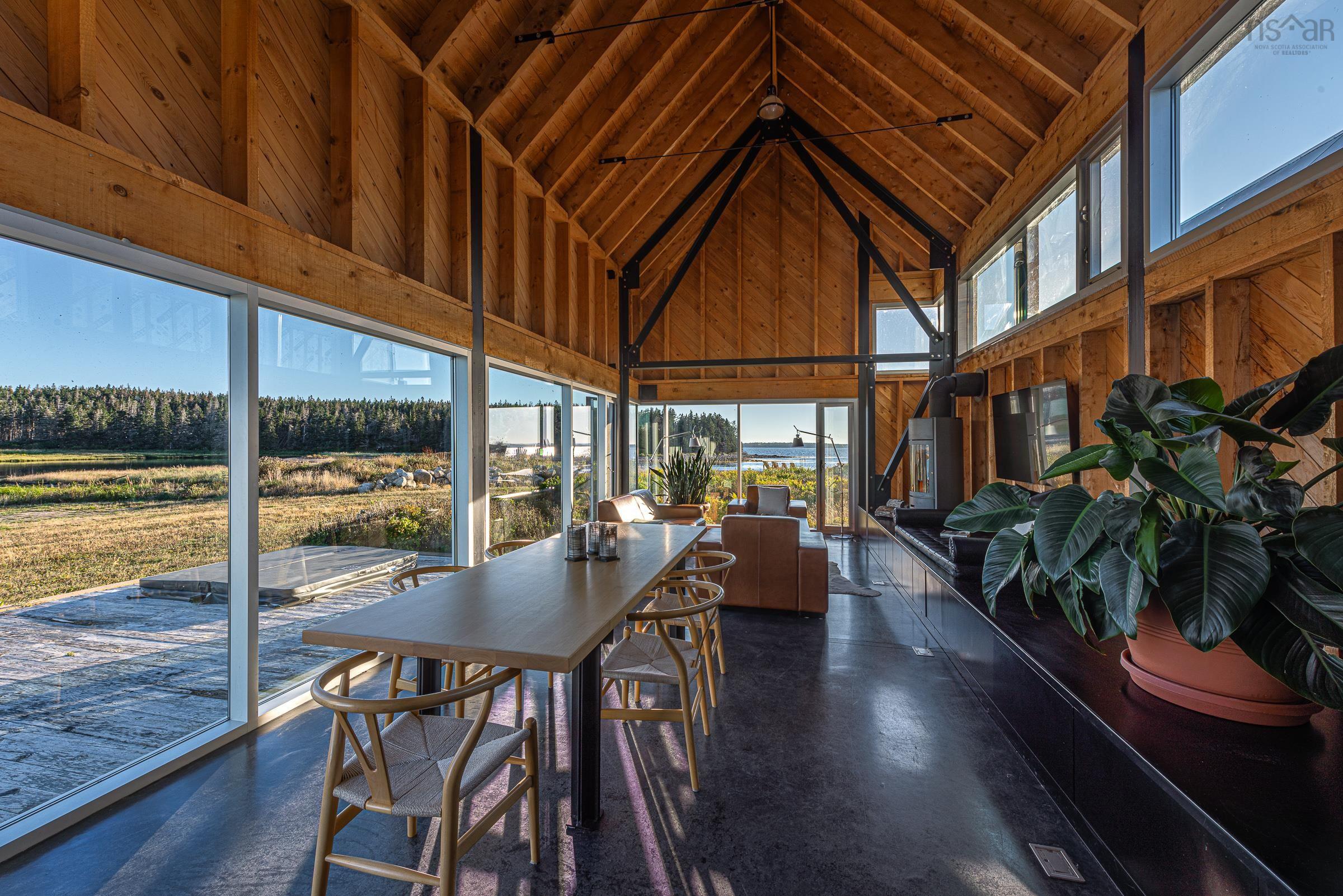 $1,275,000.00: 120 Net Yard Lane, Upper Kingsburg