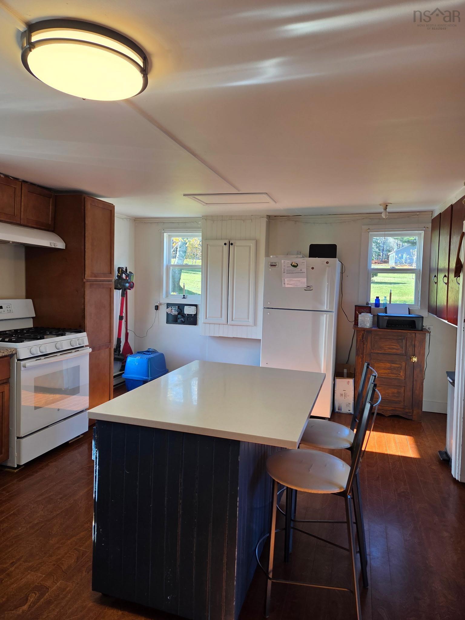 $399,000.00: 5100 Sandy Point Road, Jordan Ferry