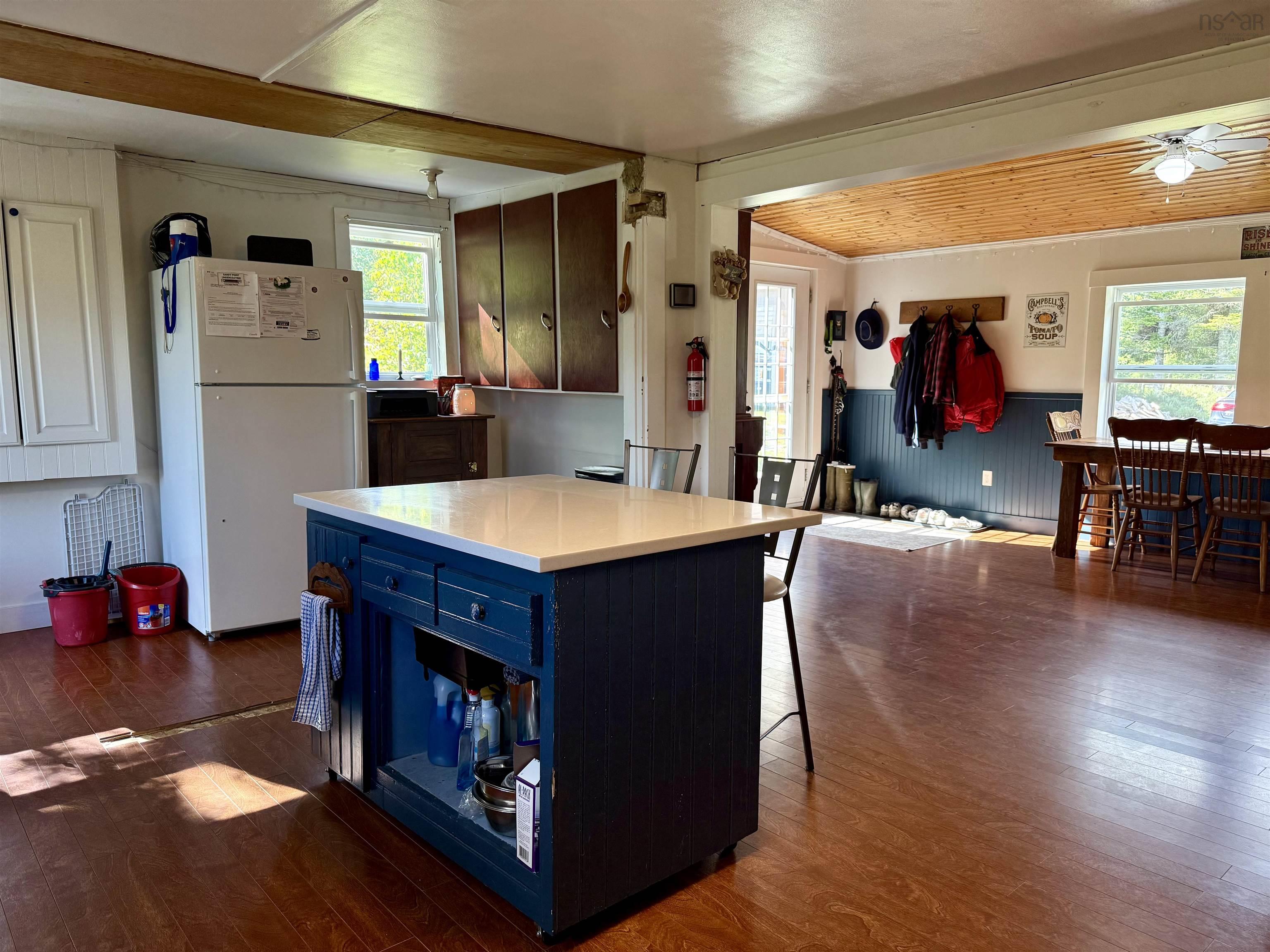 $399,000.00: 5100 Sandy Point Road, Jordan Ferry