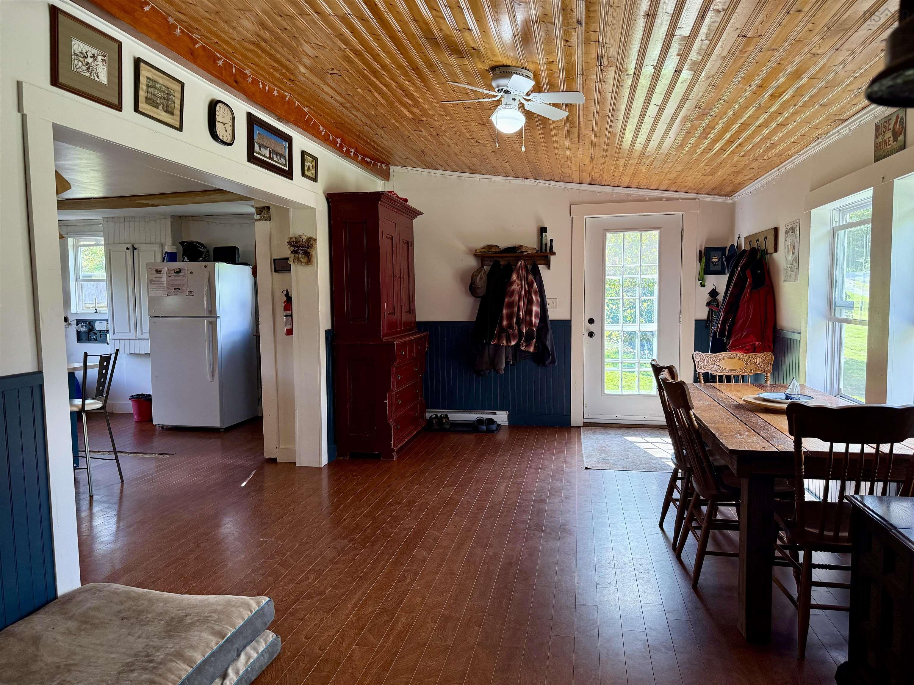 $399,000.00: 5100 Sandy Point Road, Jordan Ferry