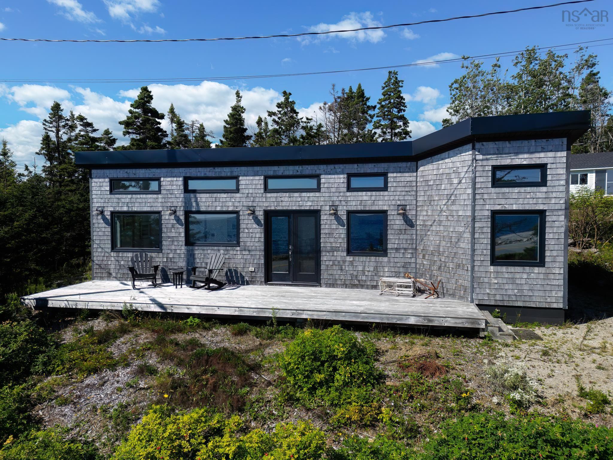 $598,500.00: 405 & 407 New Harbour Road, New Harbour