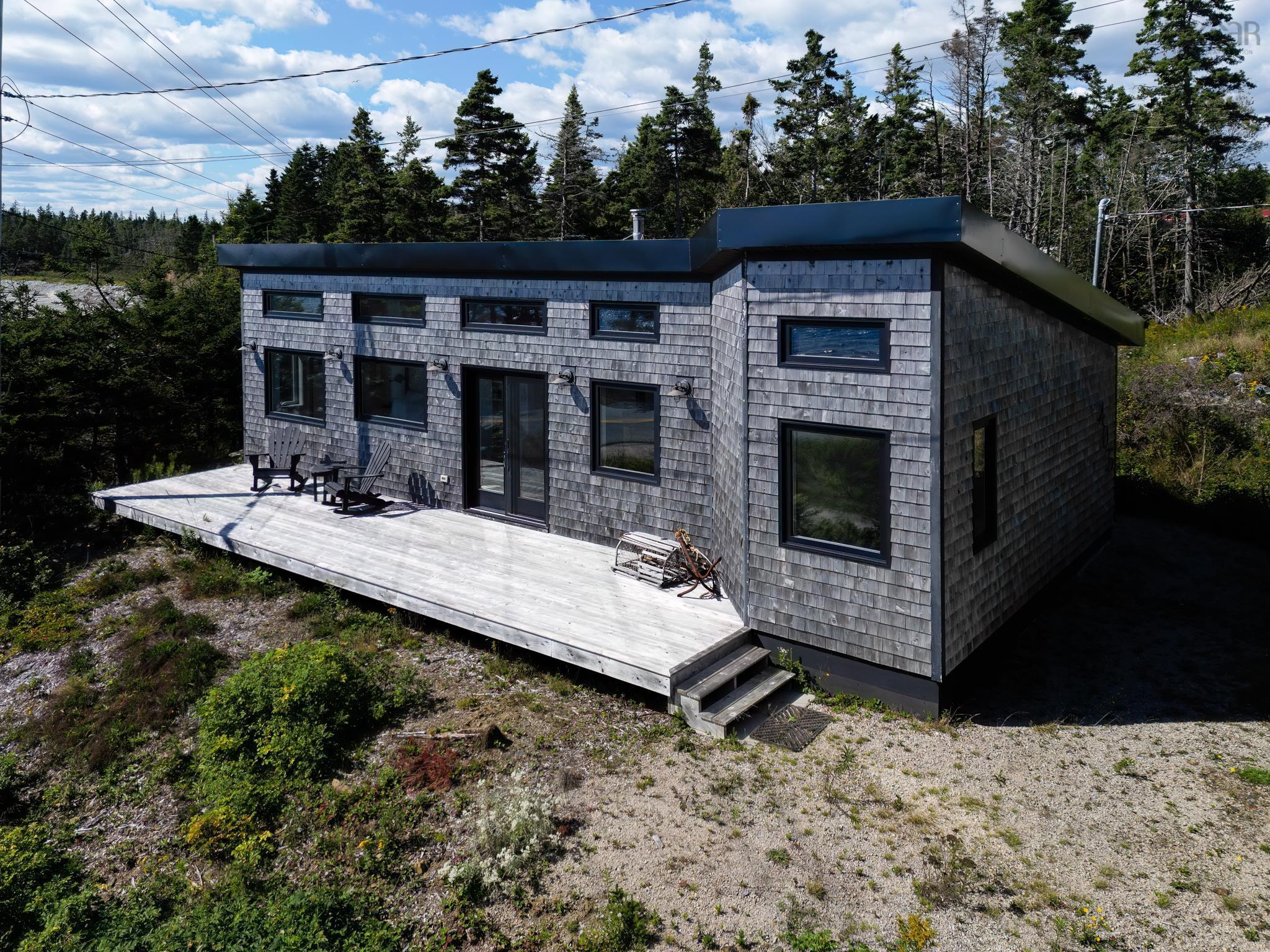 $598,500.00: 405 & 407 New Harbour Road, New Harbour