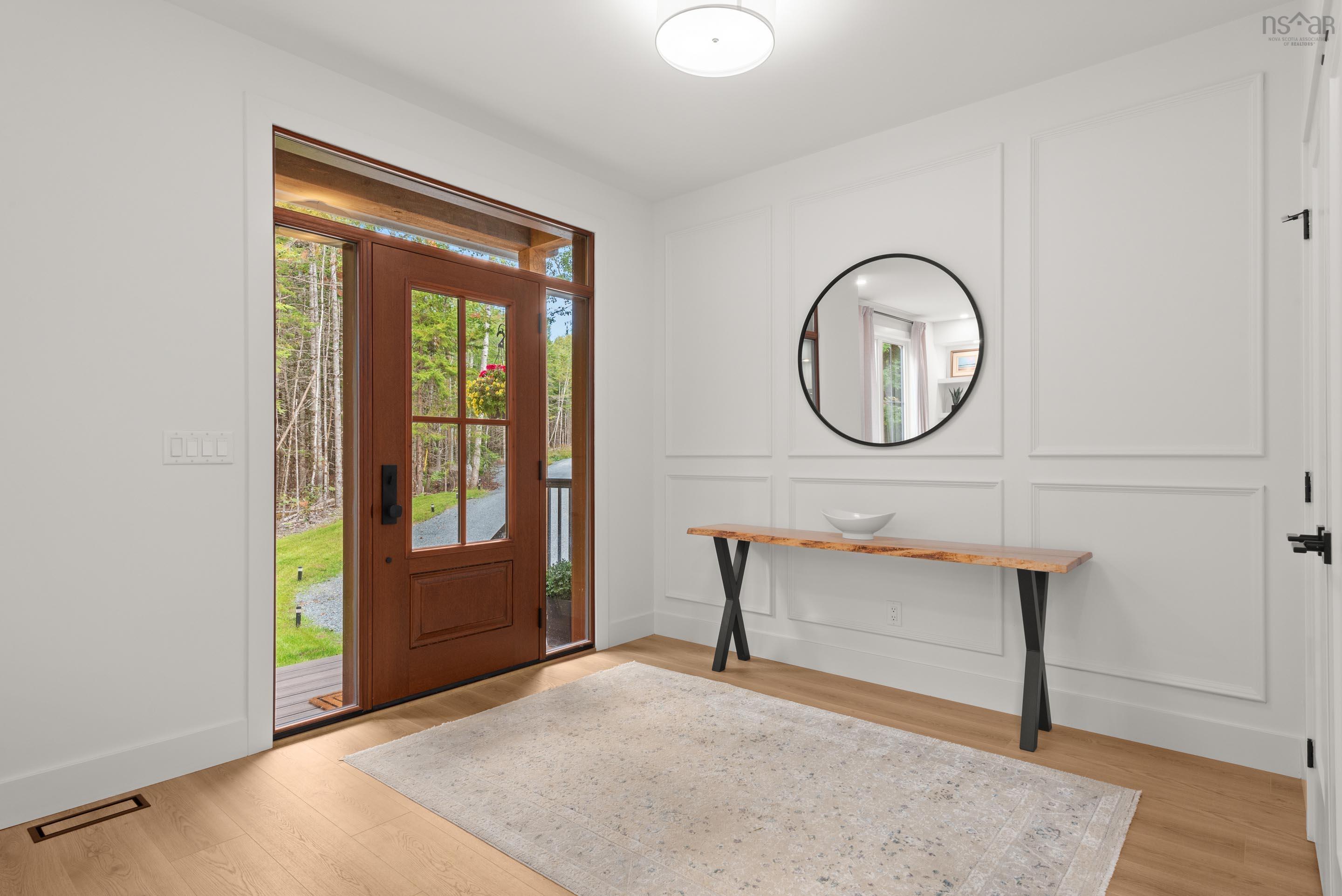 $1,079,900.00: 92 Double Lane, Oakfield