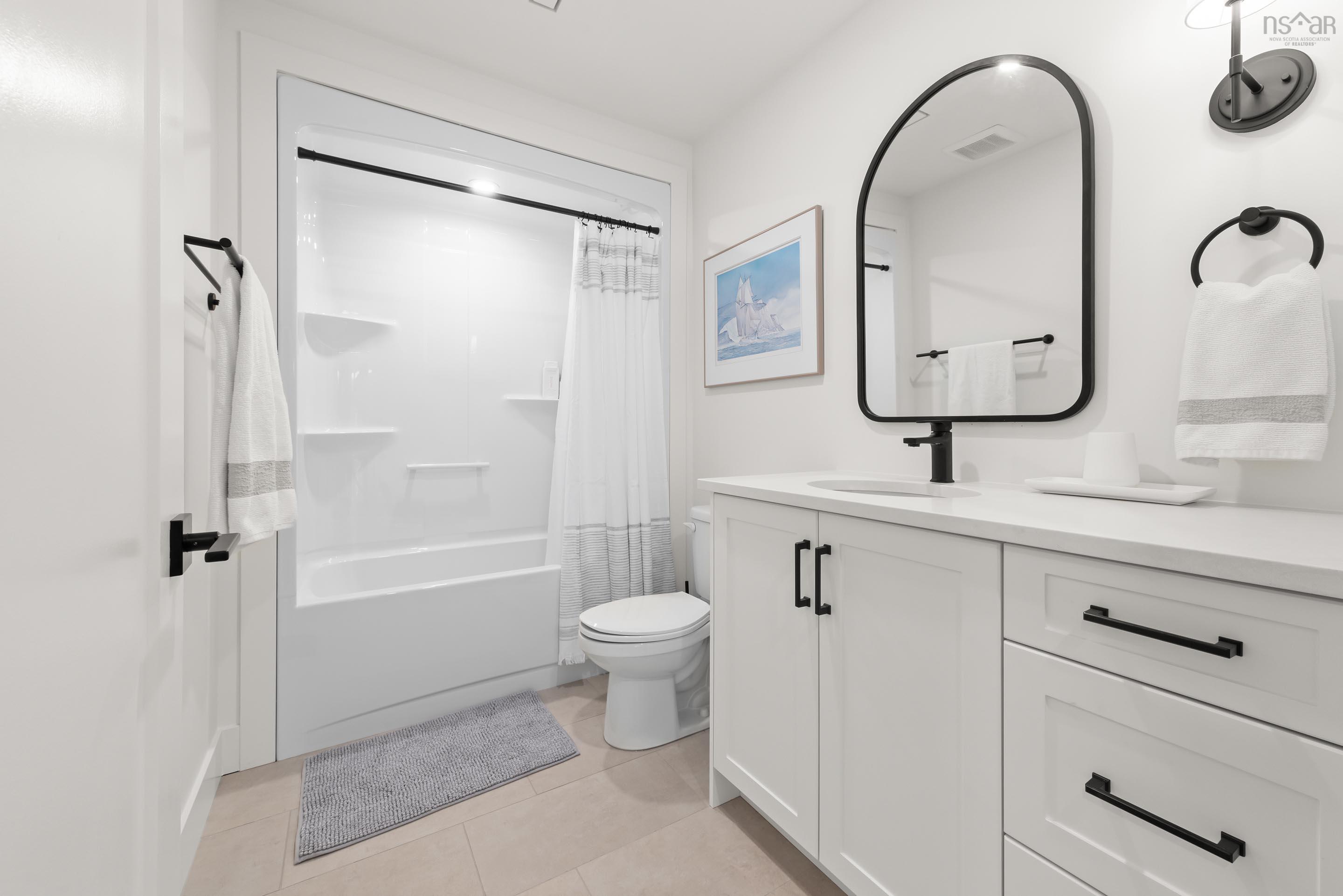 $1,079,900.00: 92 Double Lane, Oakfield