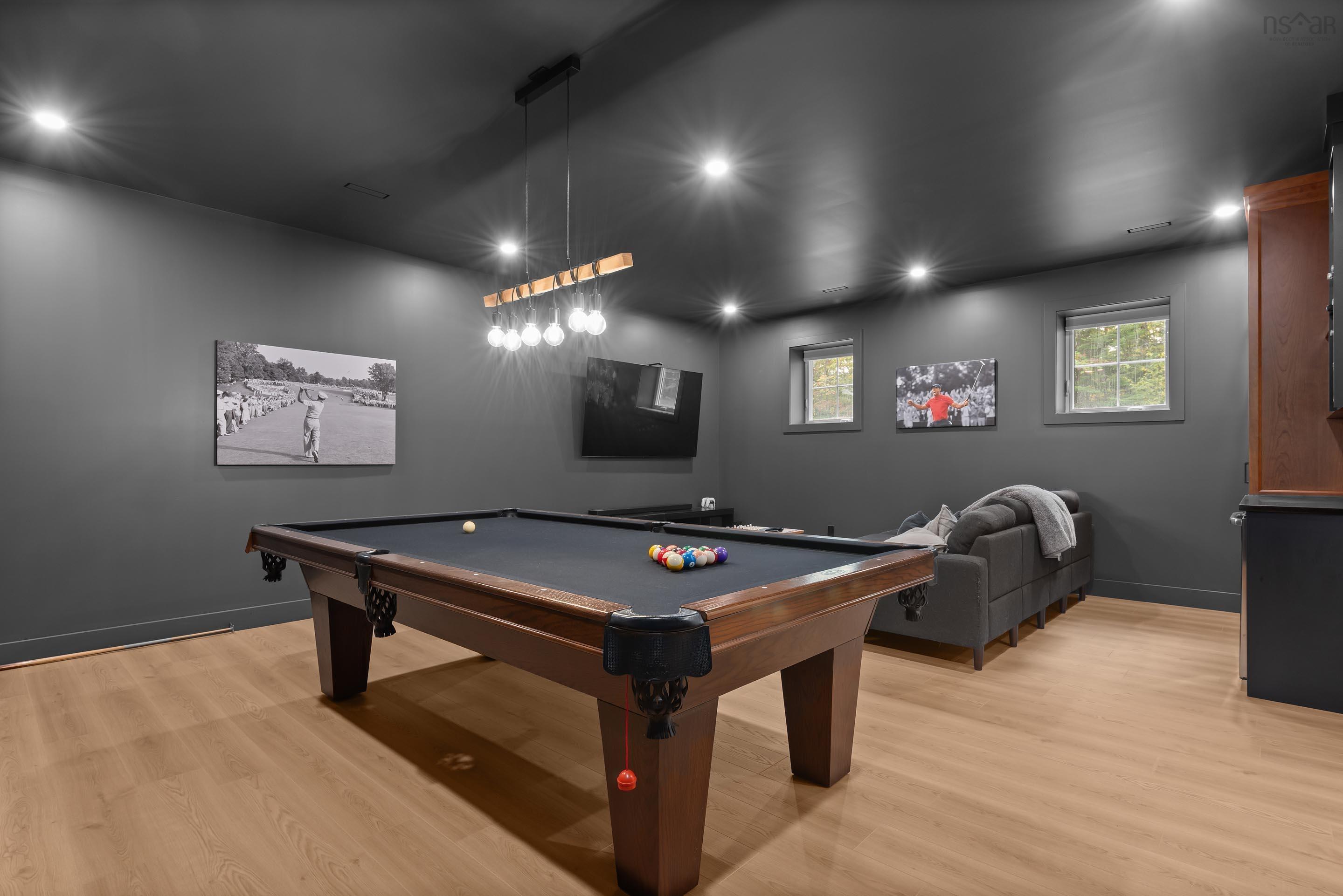 $1,079,900.00: 92 Double Lane, Oakfield