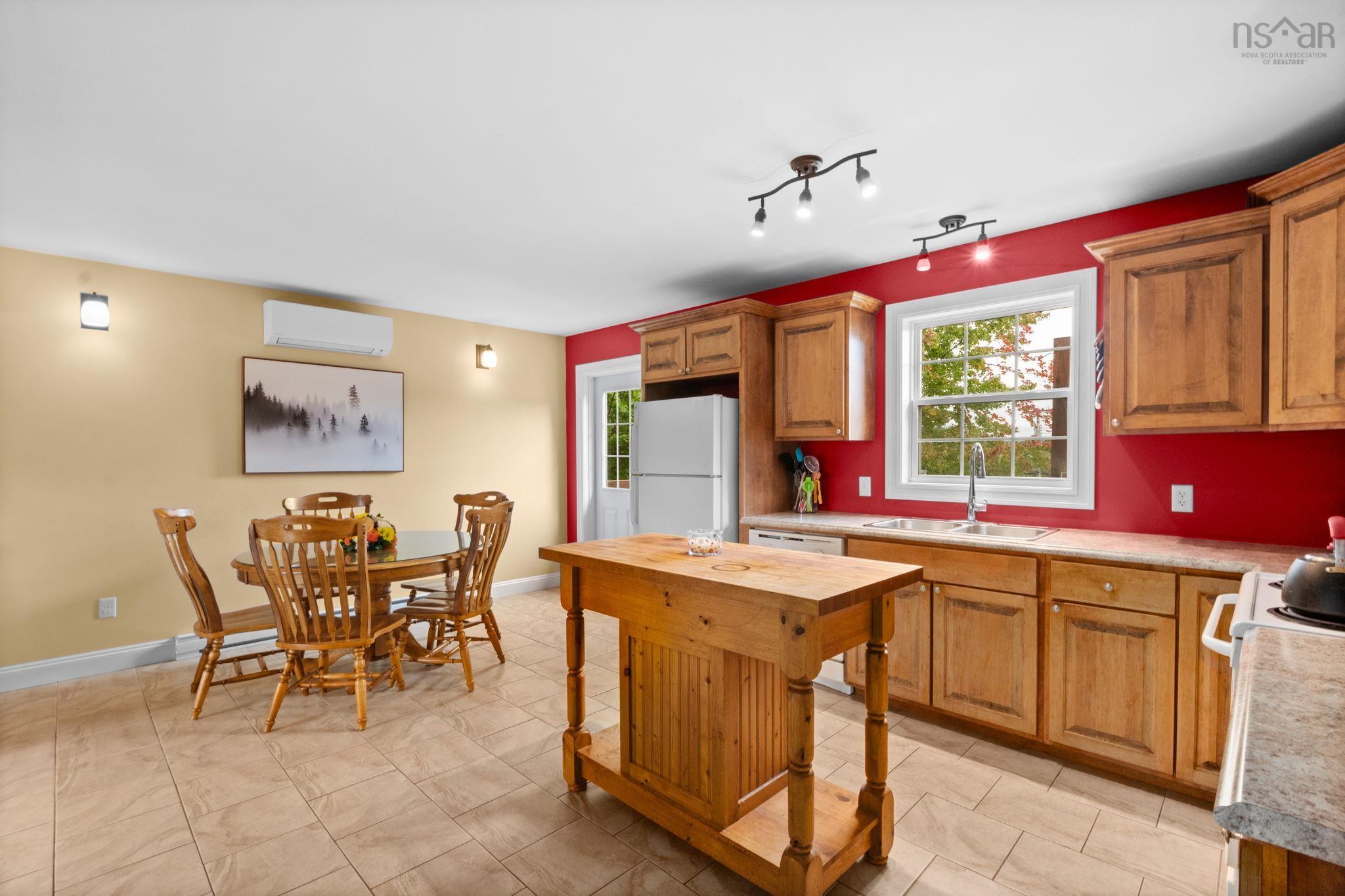 $419,000.00: 28 Forest Hill Road, Bridgewater