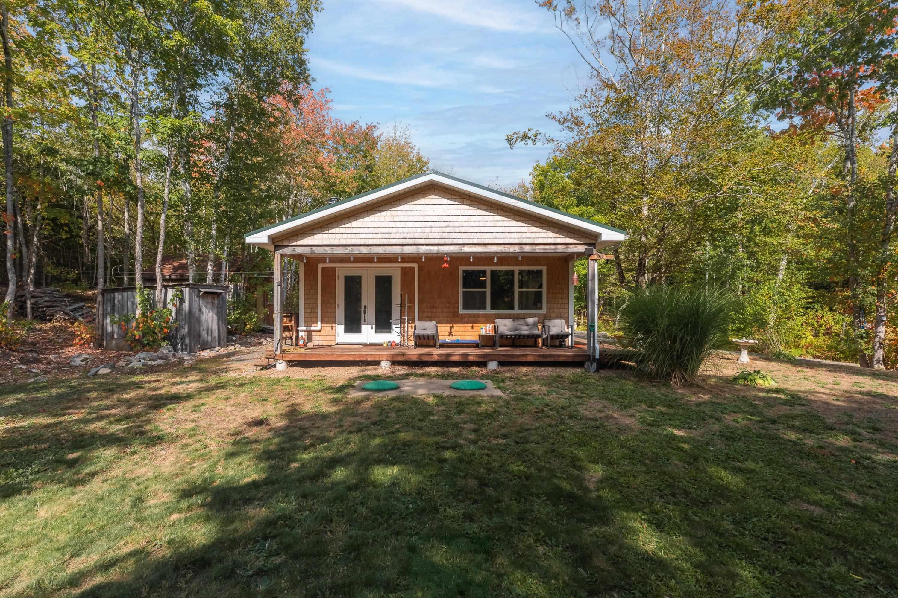 $341,888.00: 421 Lake Drive, Tupper Lake