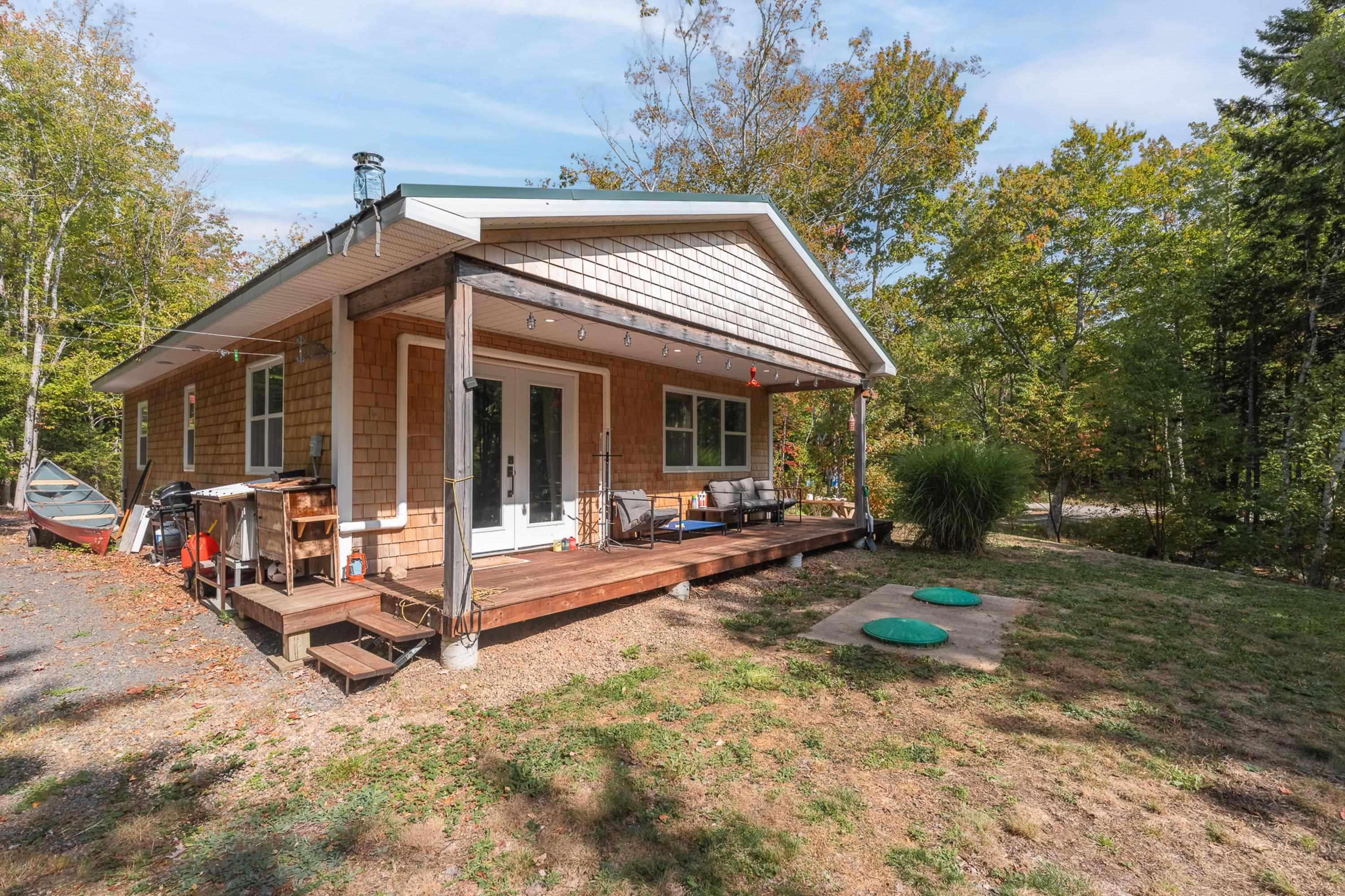 $341,888.00: 421 Lake Drive, Tupper Lake