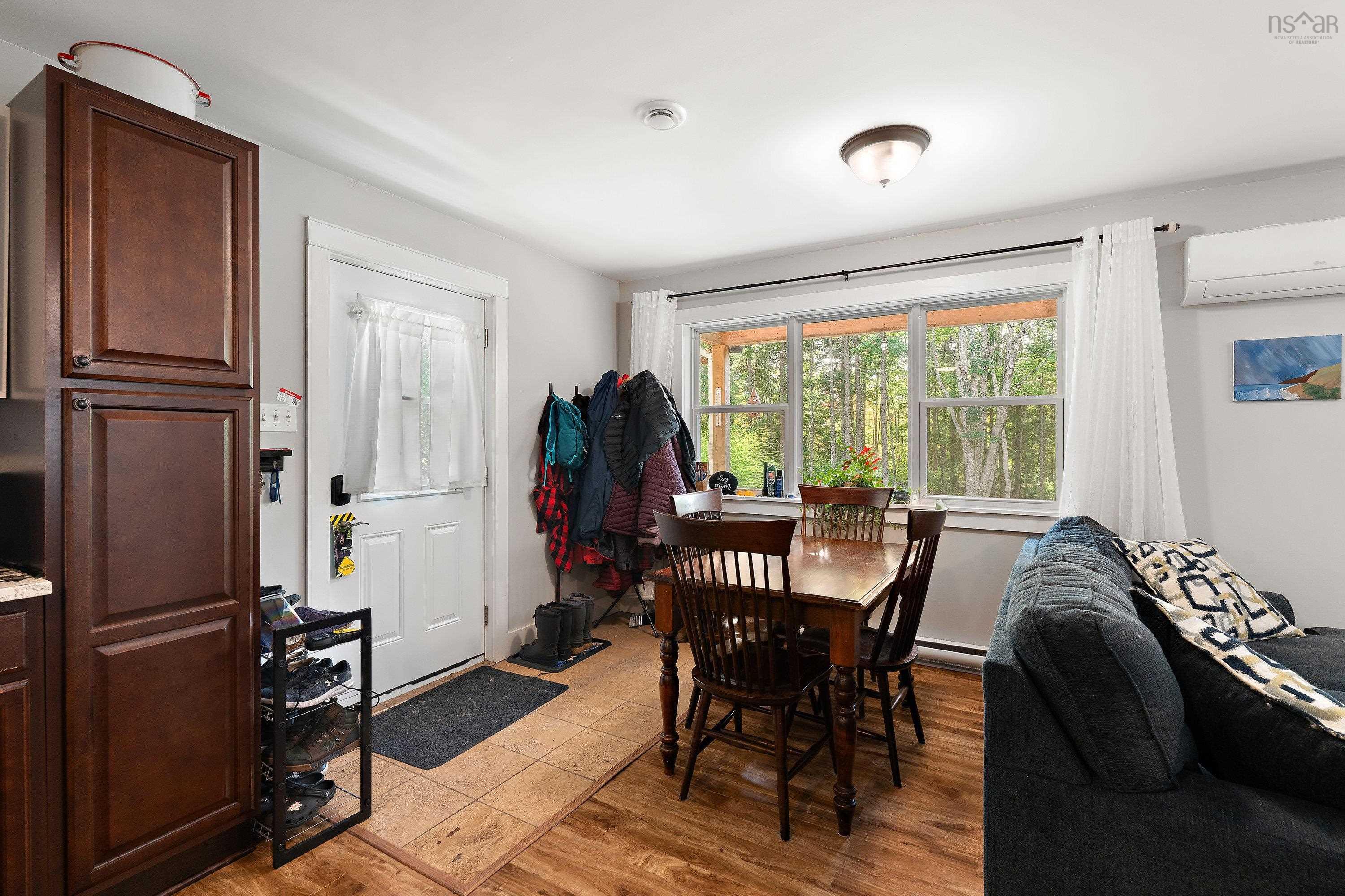 $341,888.00: 421 Lake Drive, Tupper Lake